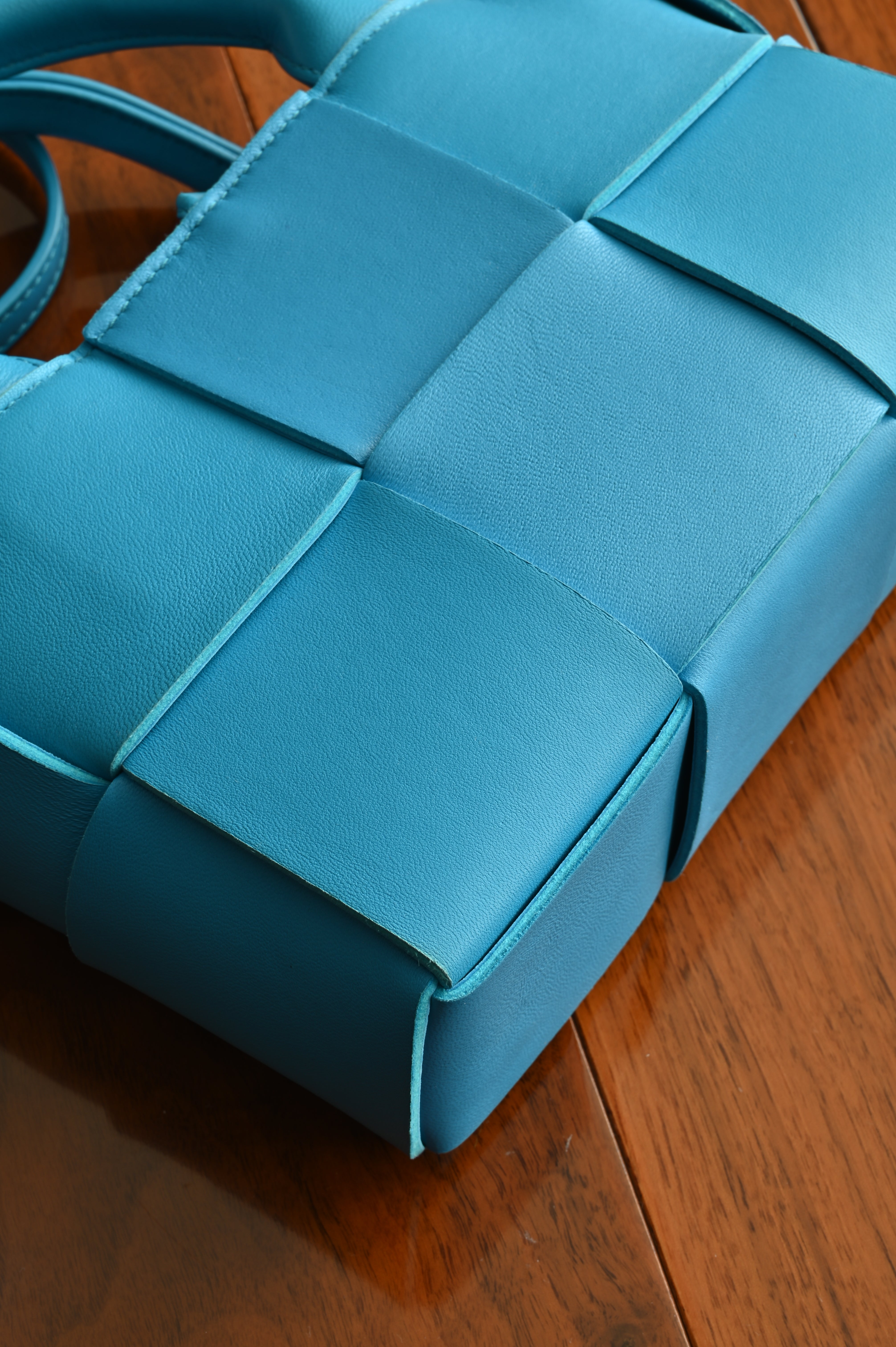 Bottega Veneta Blue Mini Arco Tote Bag detail