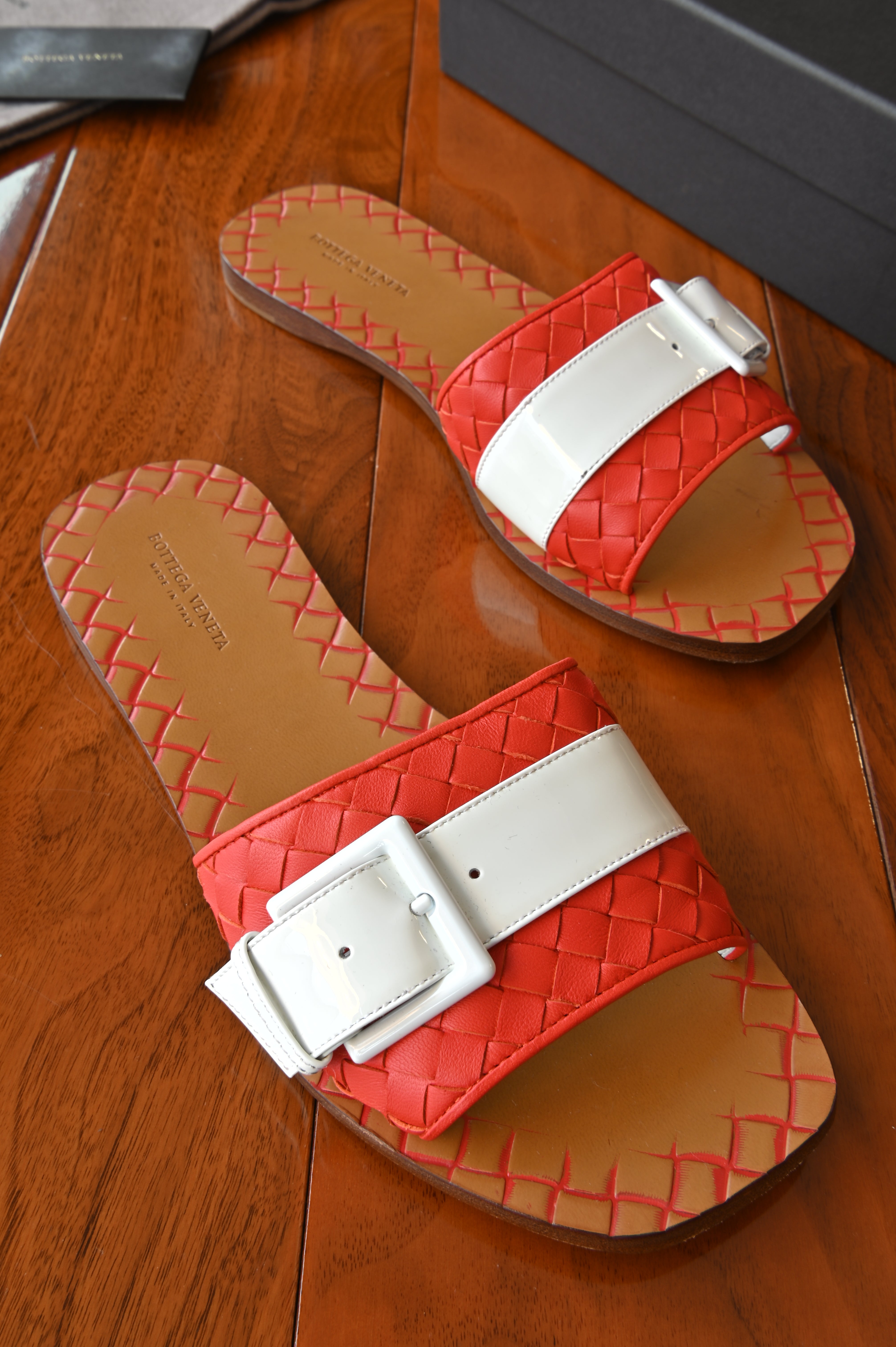 Bottega Veneta Orange White Brown Intrecciato Flat Sandals