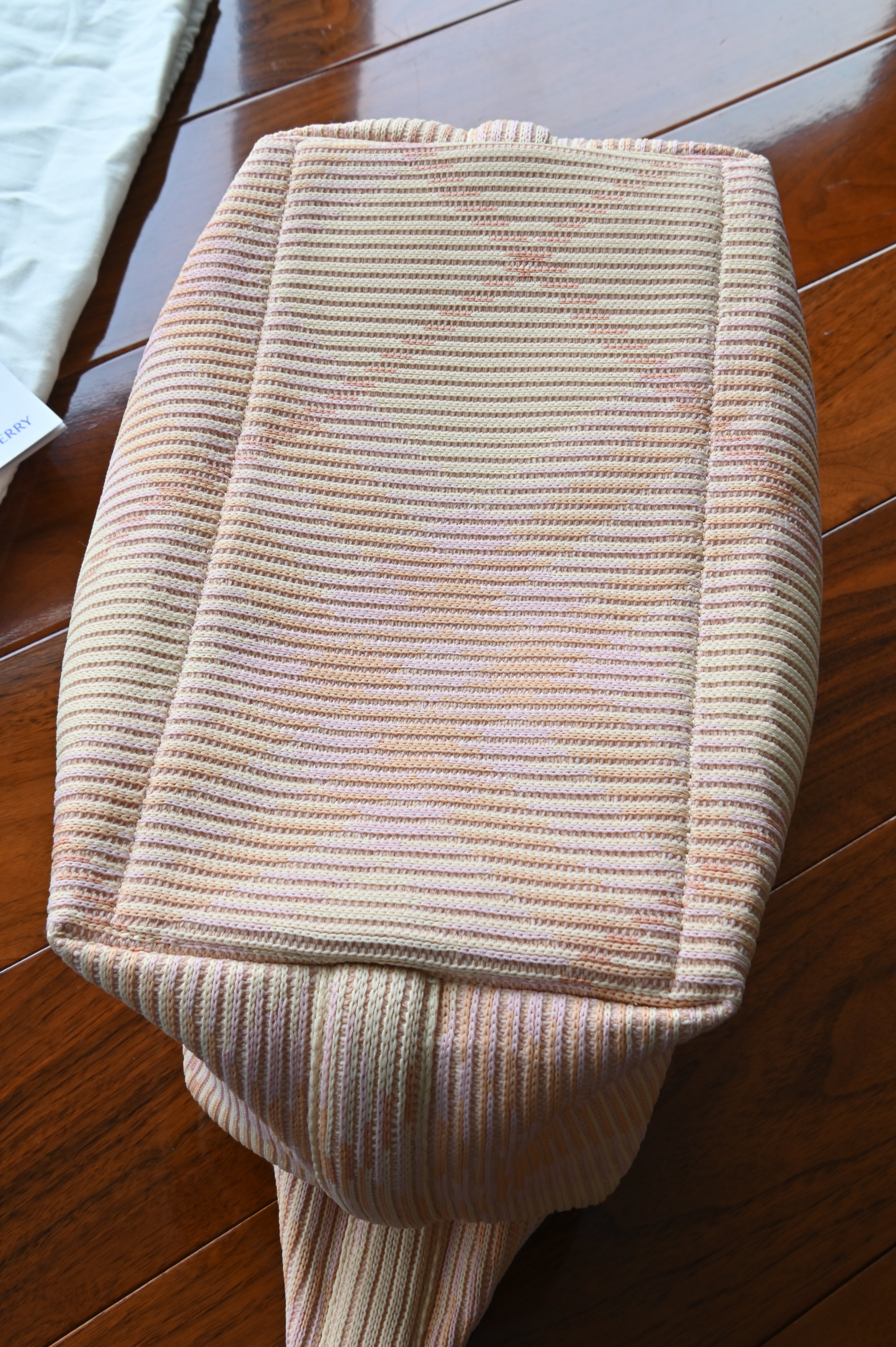 Burberry Peg Handle Pink Beige Knit Hobo Bag bottom