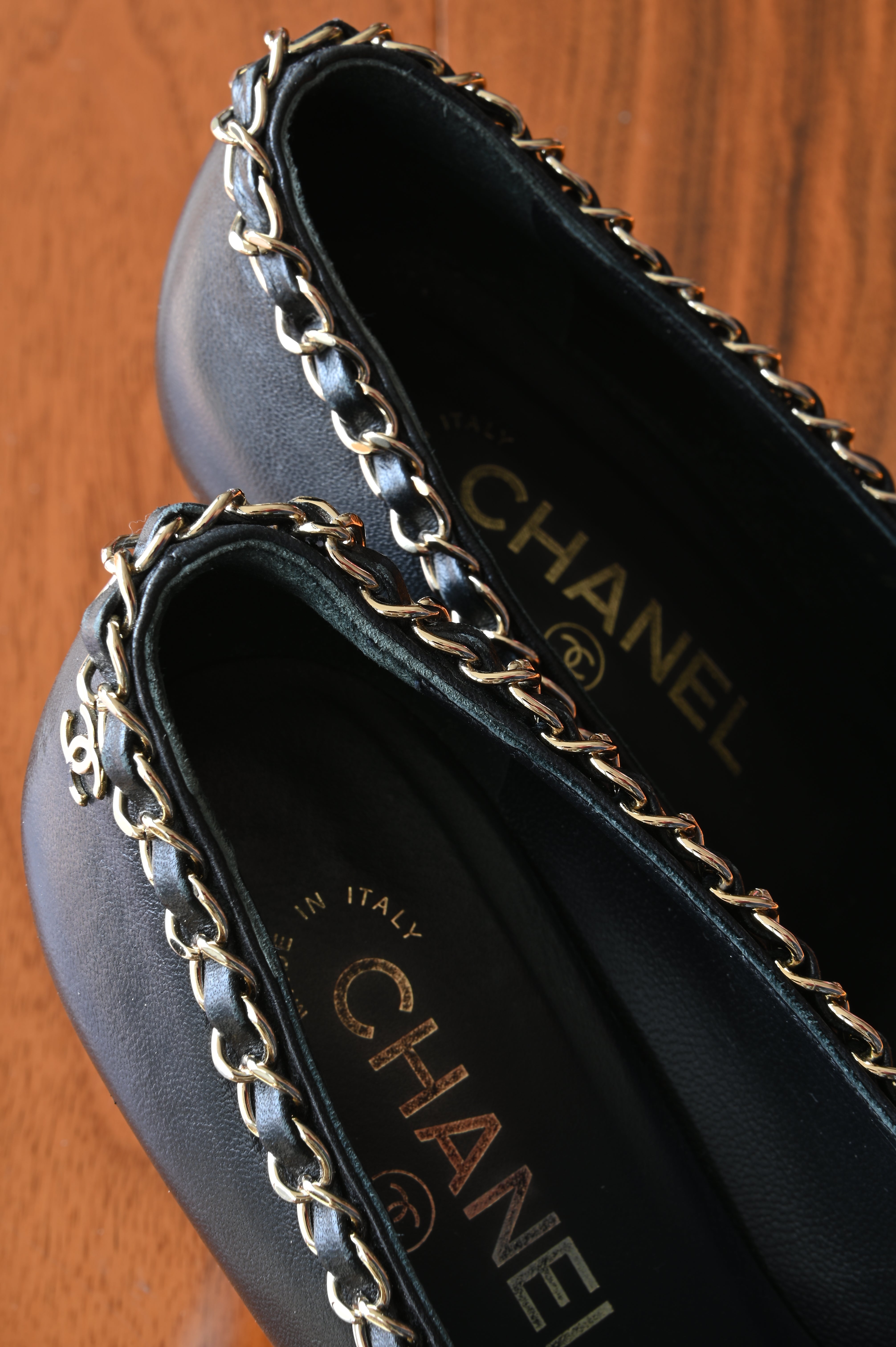Chanel Black Lamb Leather Chain Pumps back