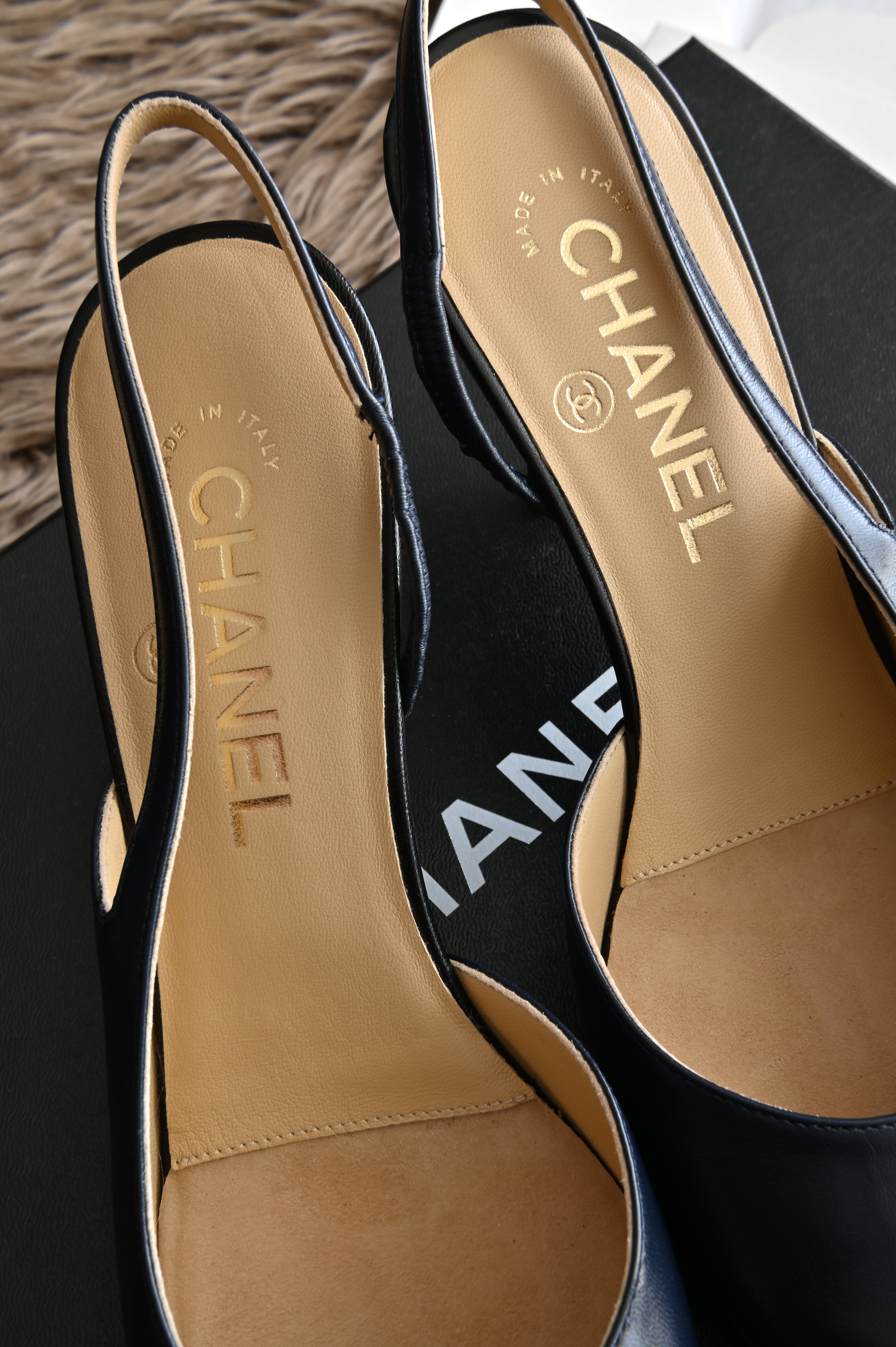 Chanel Dark Blue Slingback heels logo