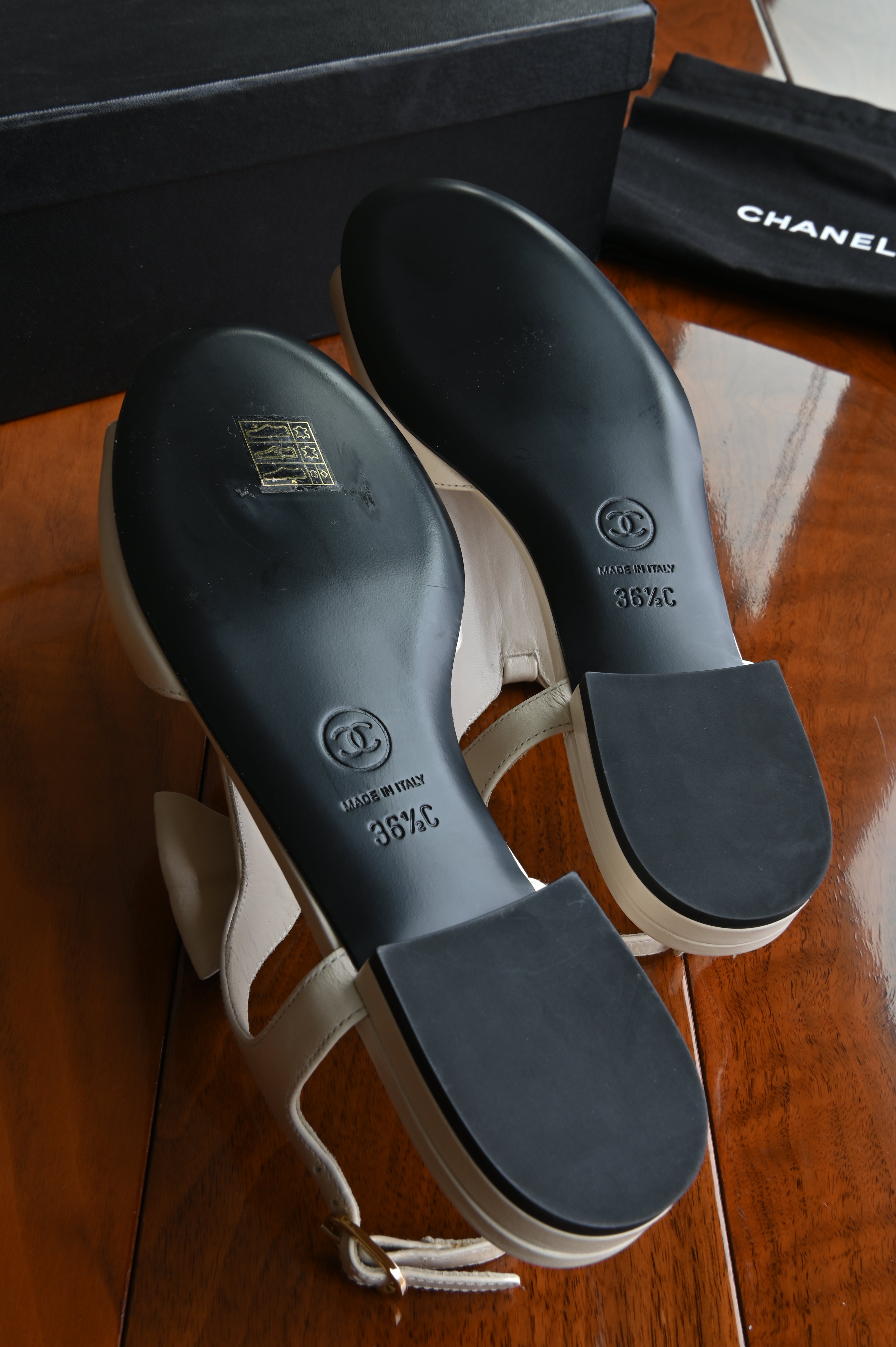 Chanel Pearl Beige Slingback Sandals bottom