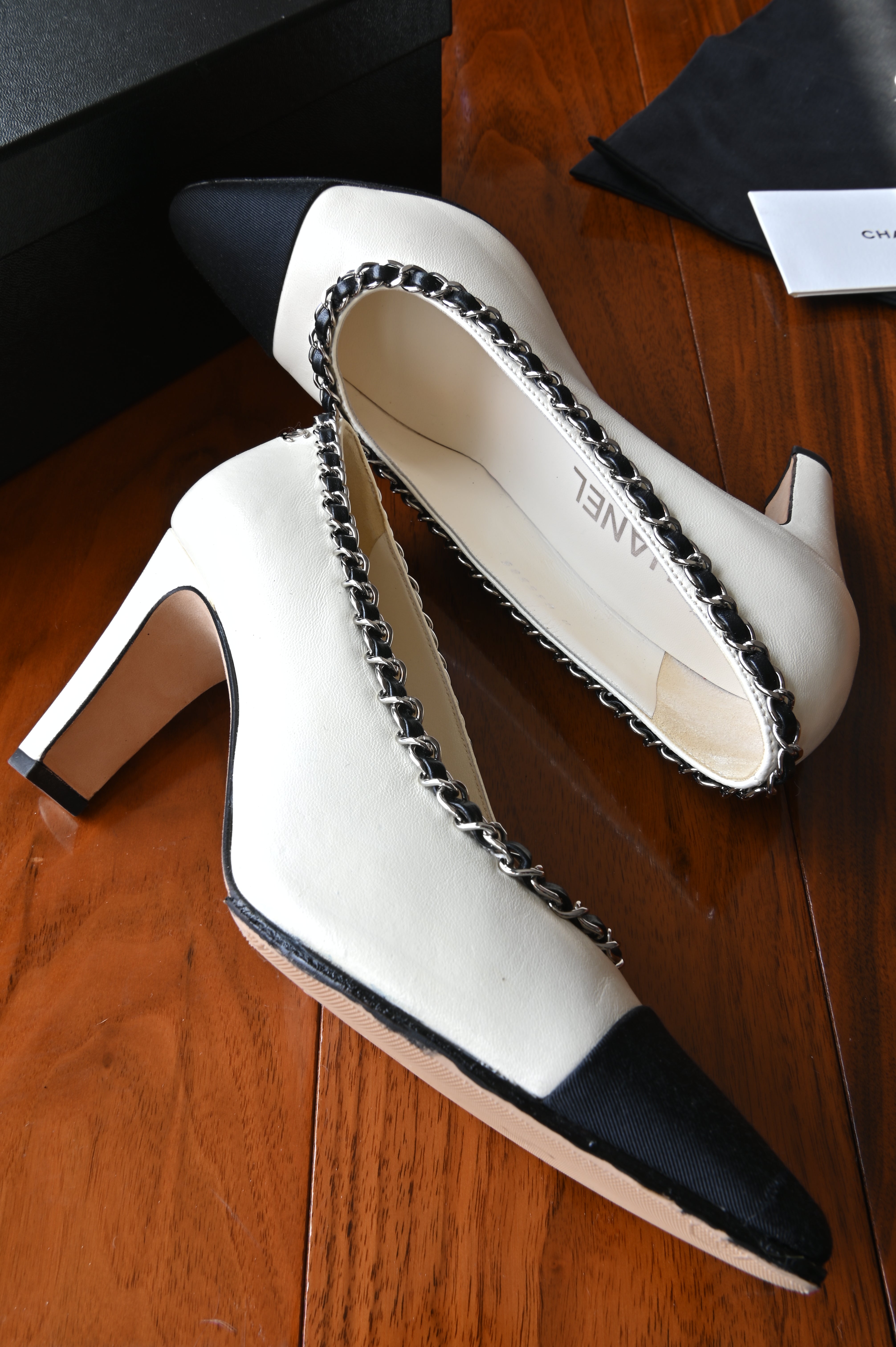 Chanel White Lamb Leather Chain Pumps side