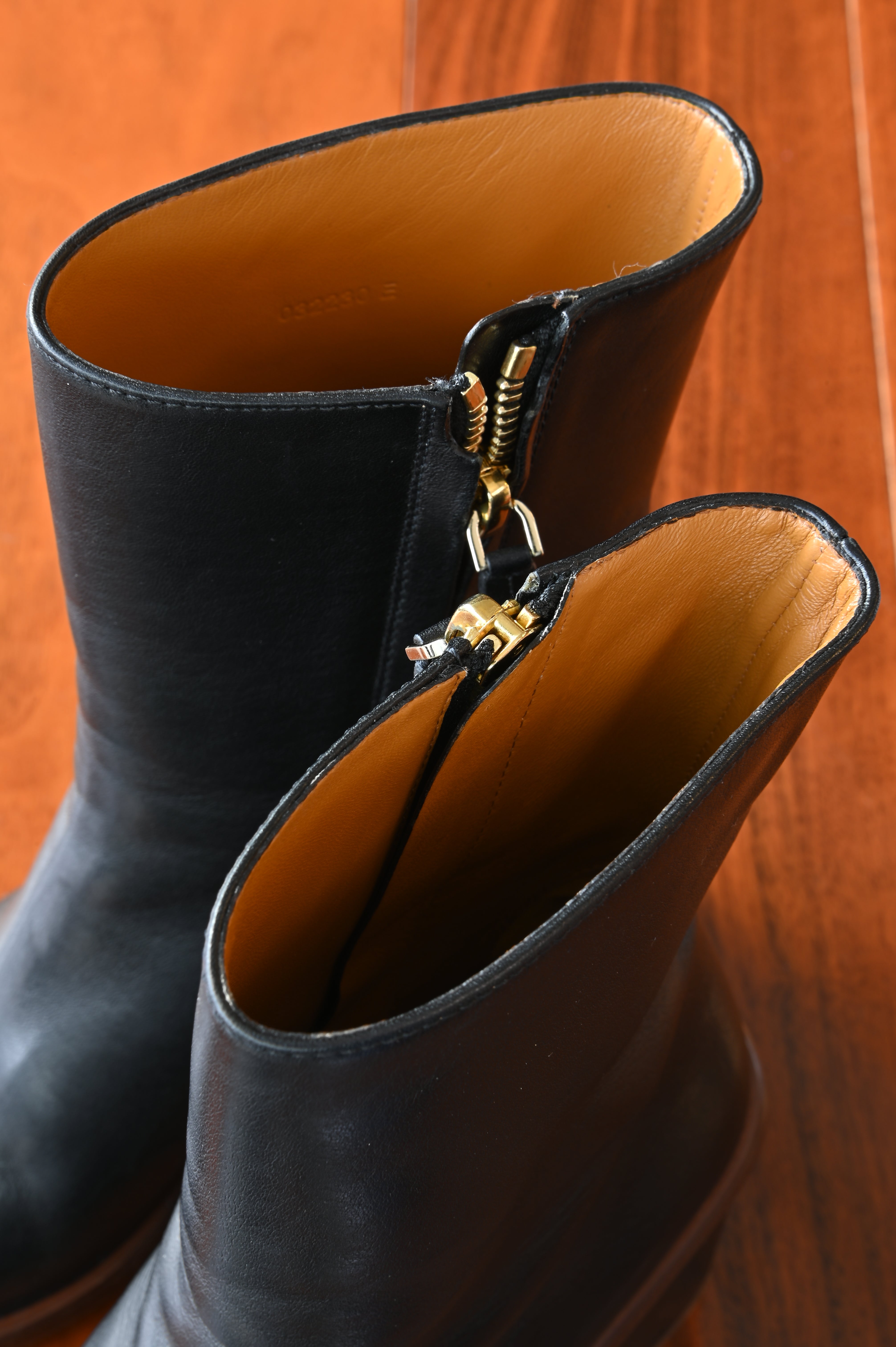 Chloe Black Leather Block Ankle Boots top
