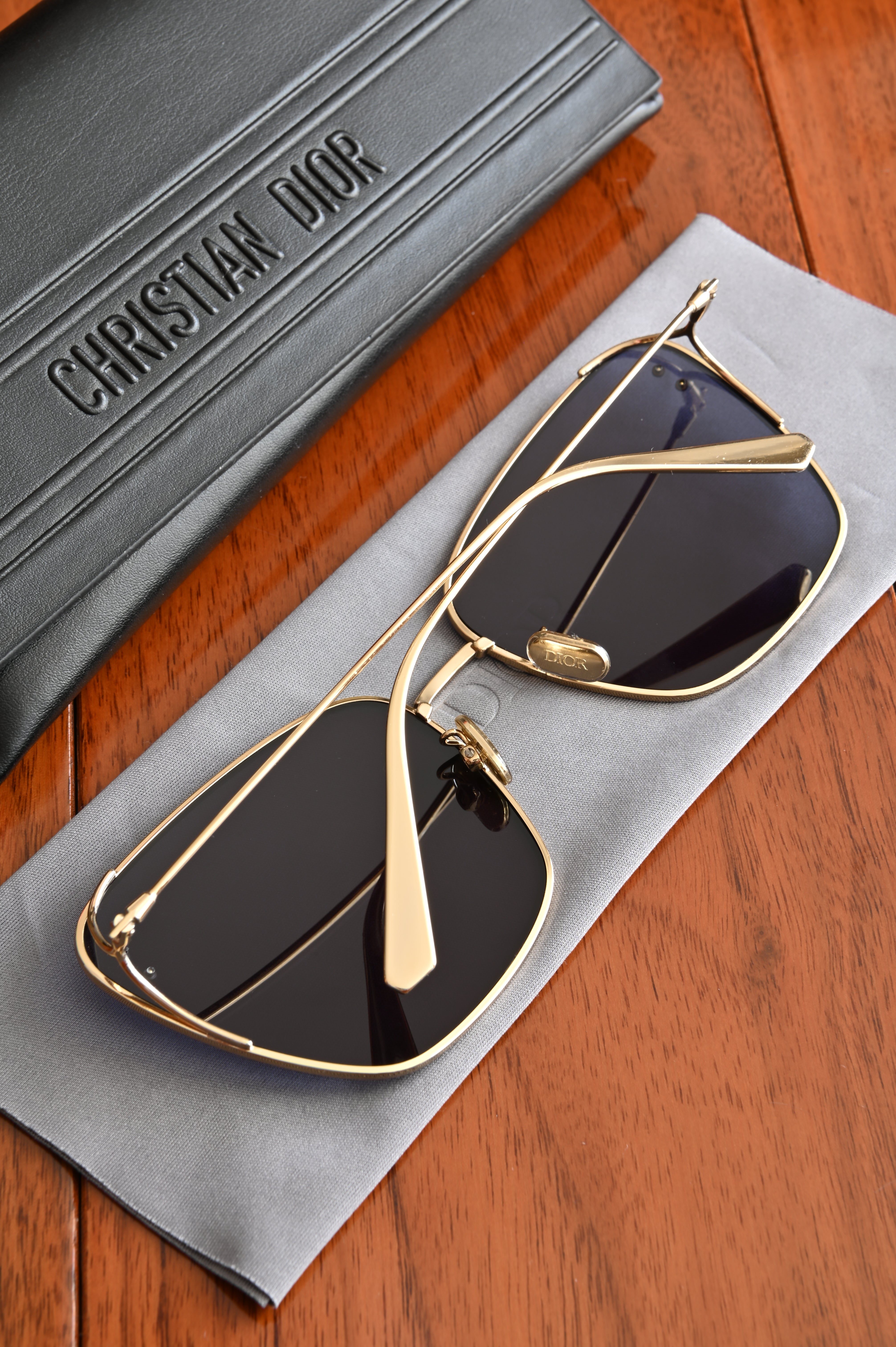 Christian Dior Stellaire 1/S square sunglasses in gold-finish metal back