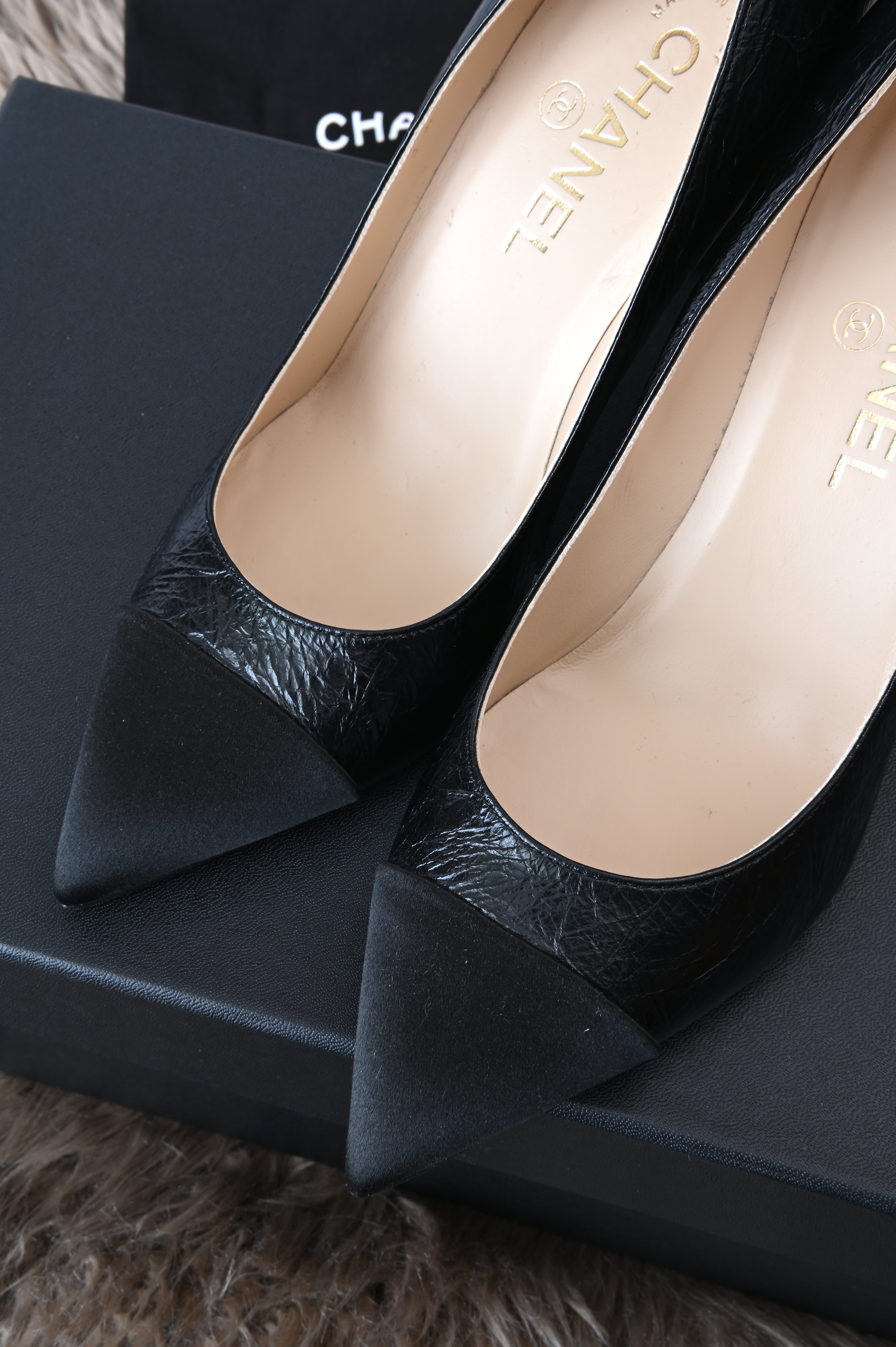 Chanel Gabrielle CoCo pumps in distressed leather