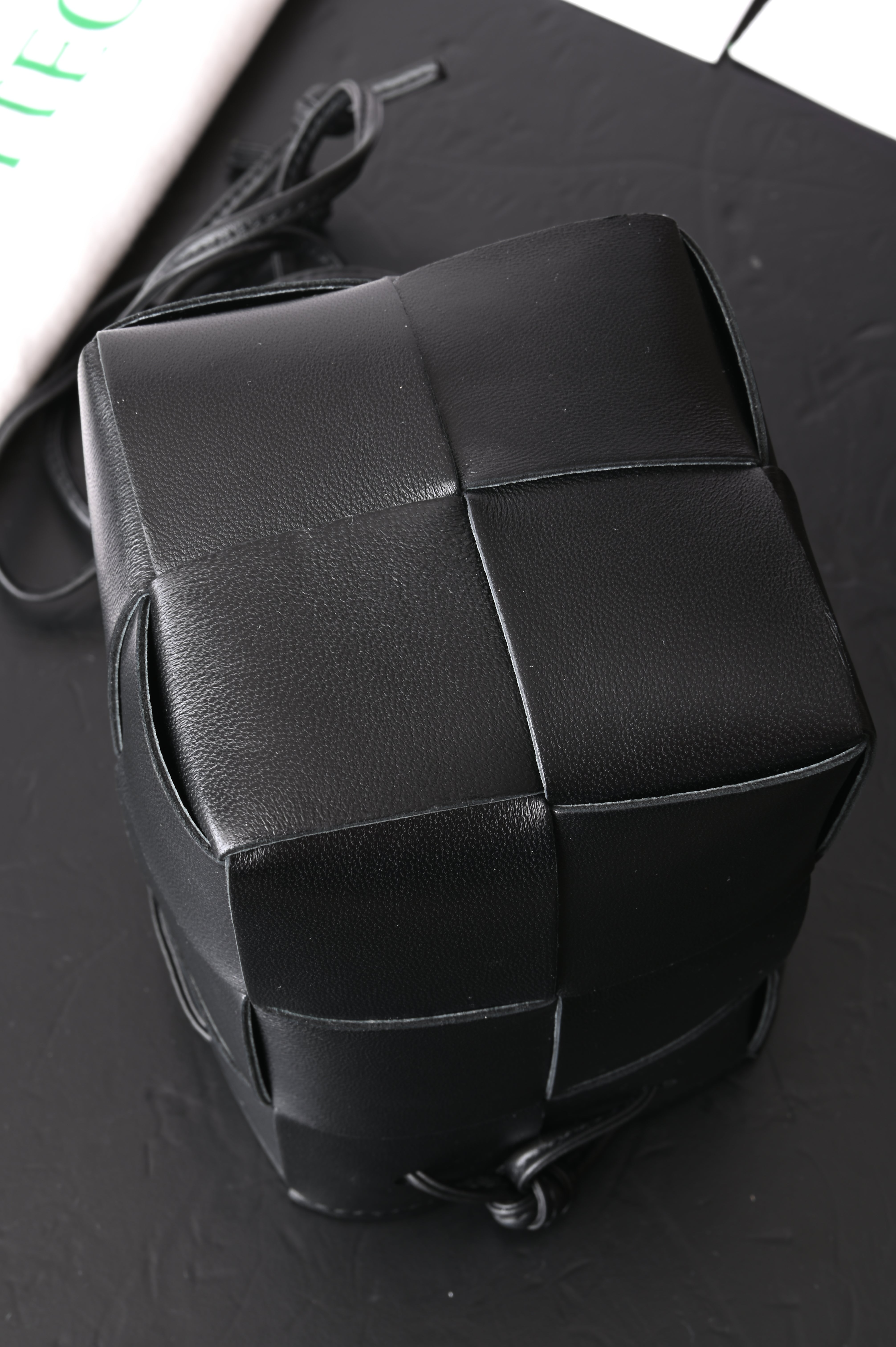 Bottega Veneta Cassate Bucket Bag