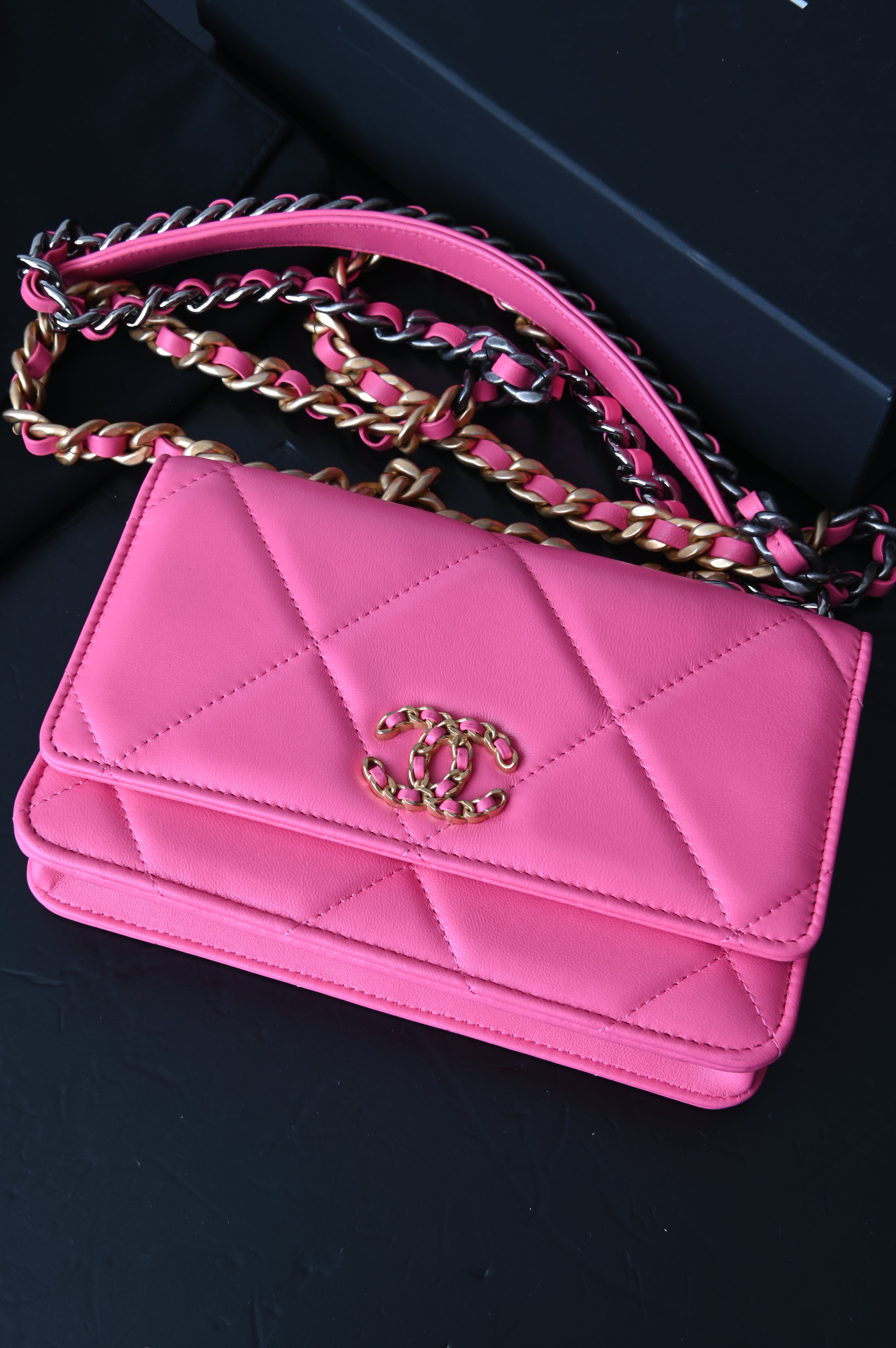 Chanel Wallet On Chain
