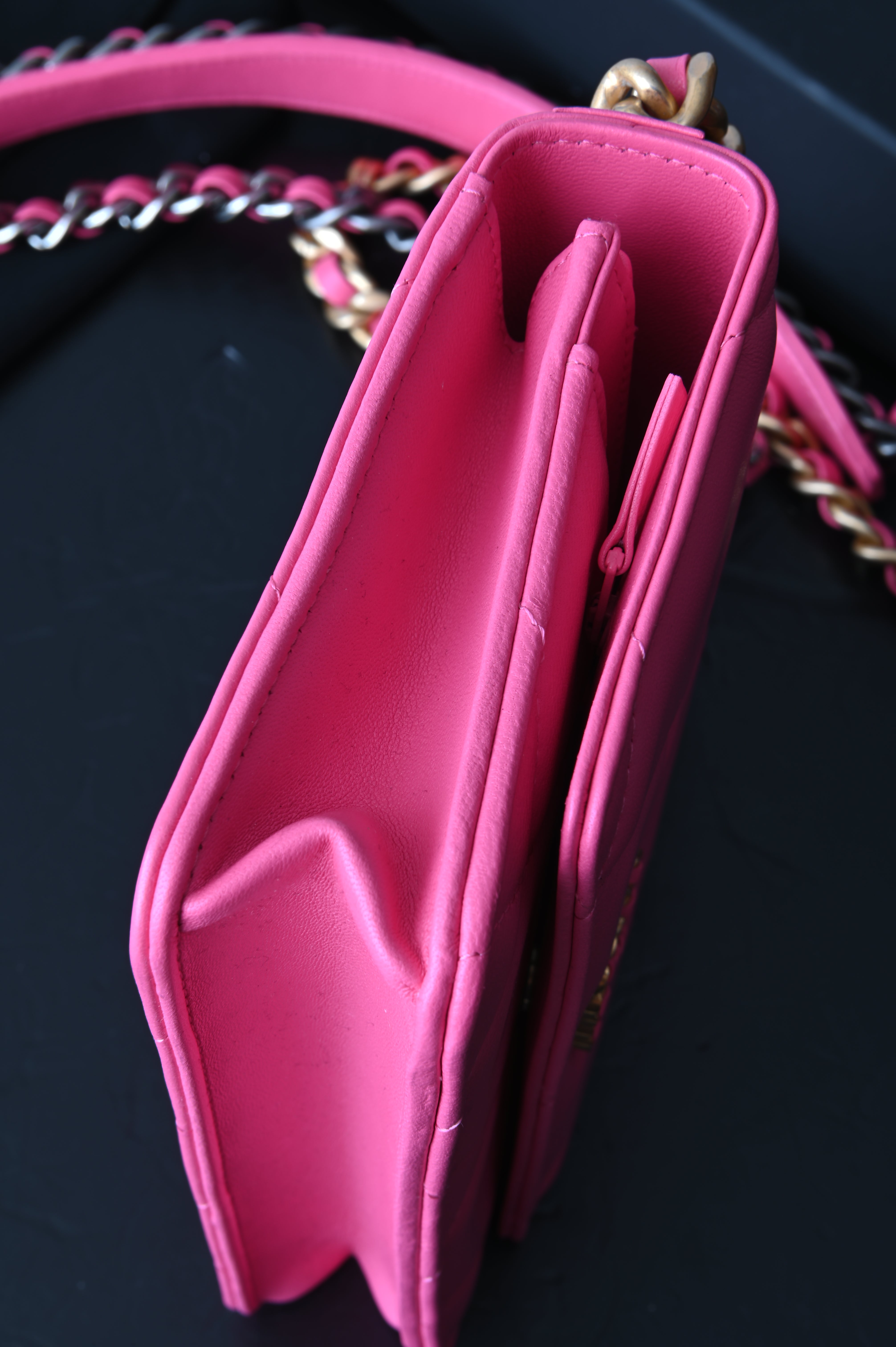 Chanel Wallet On Chain