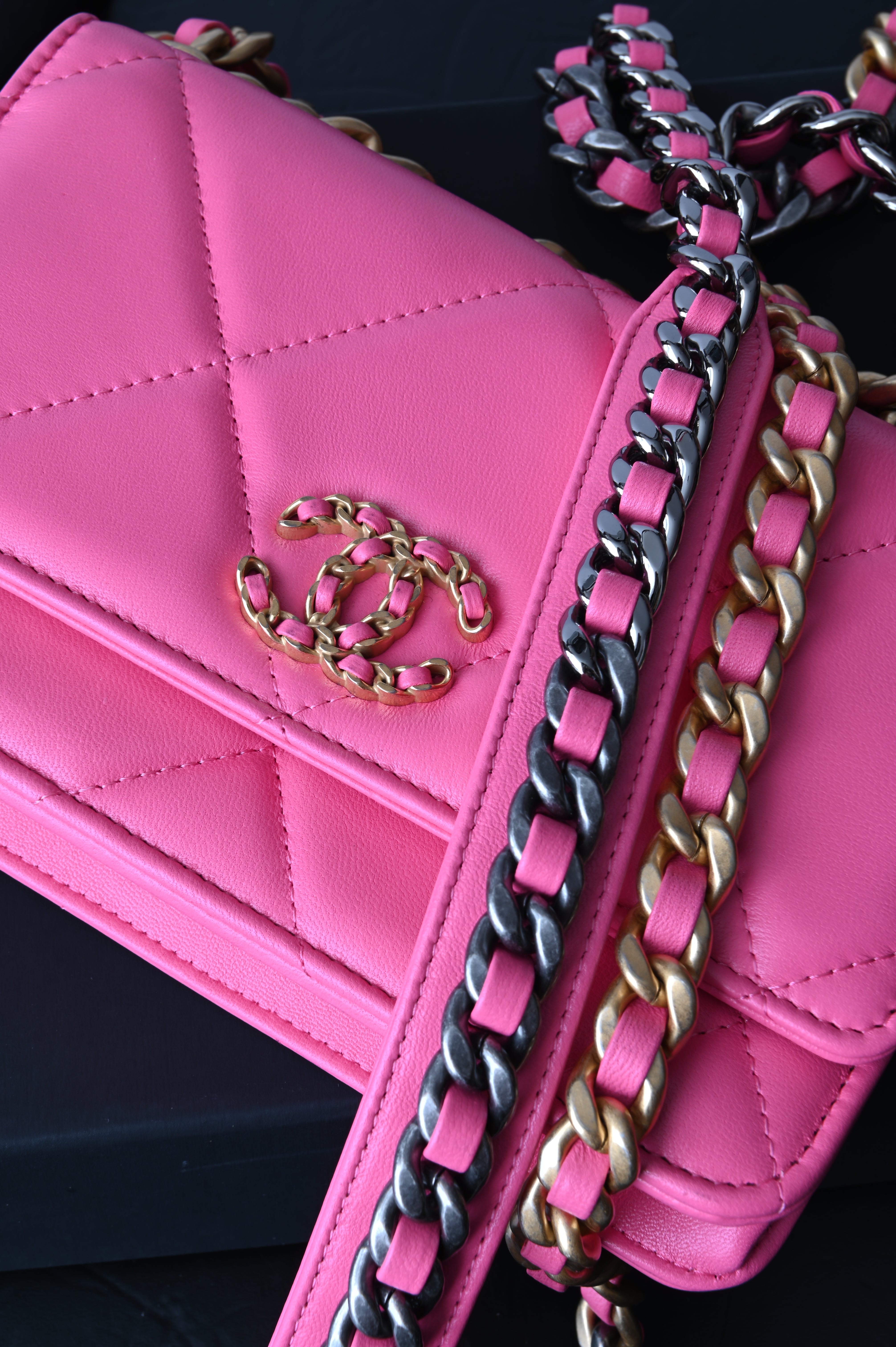 Chanel Wallet On Chain