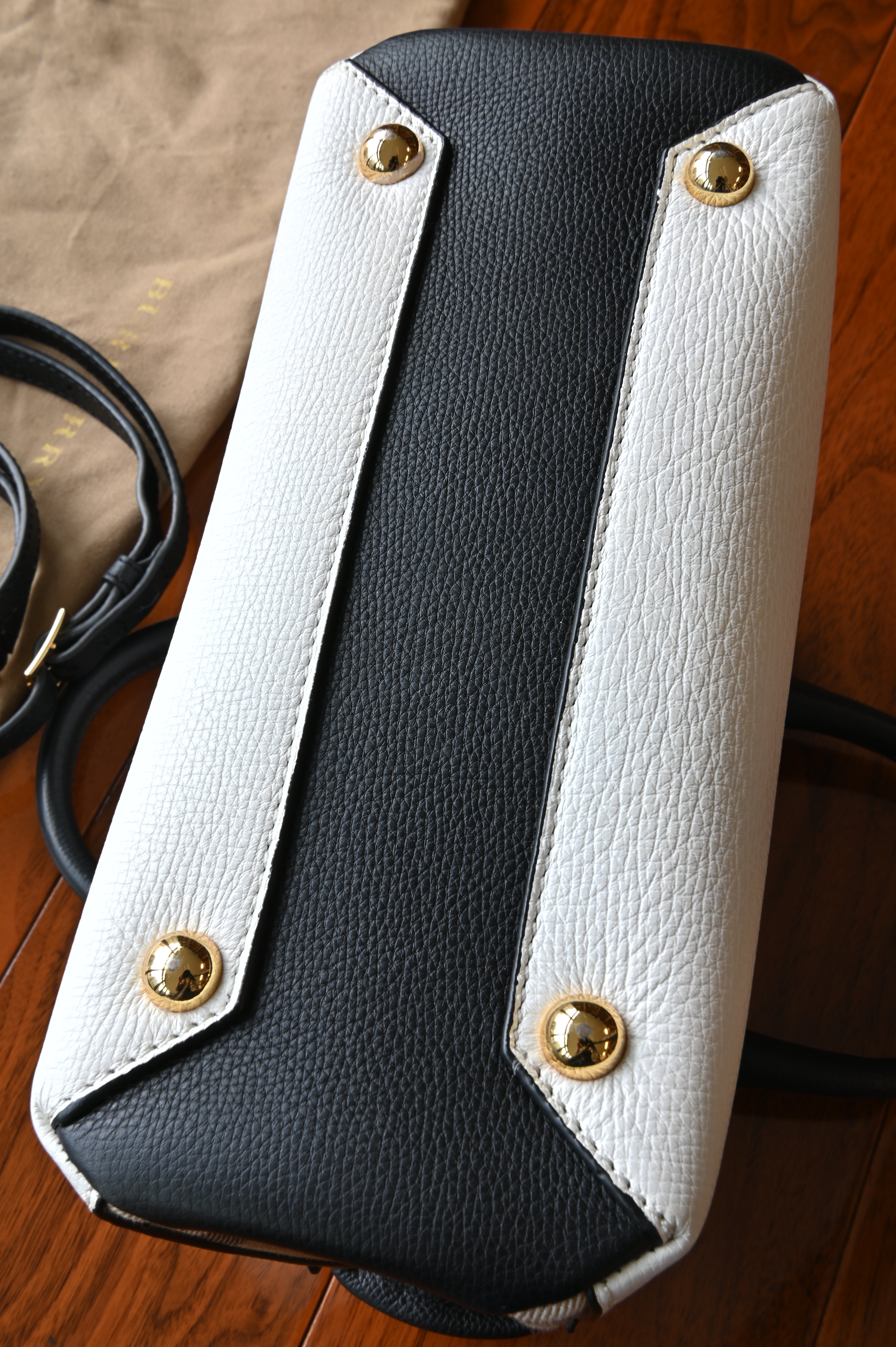 Burberry White The Banner Check Tote bag