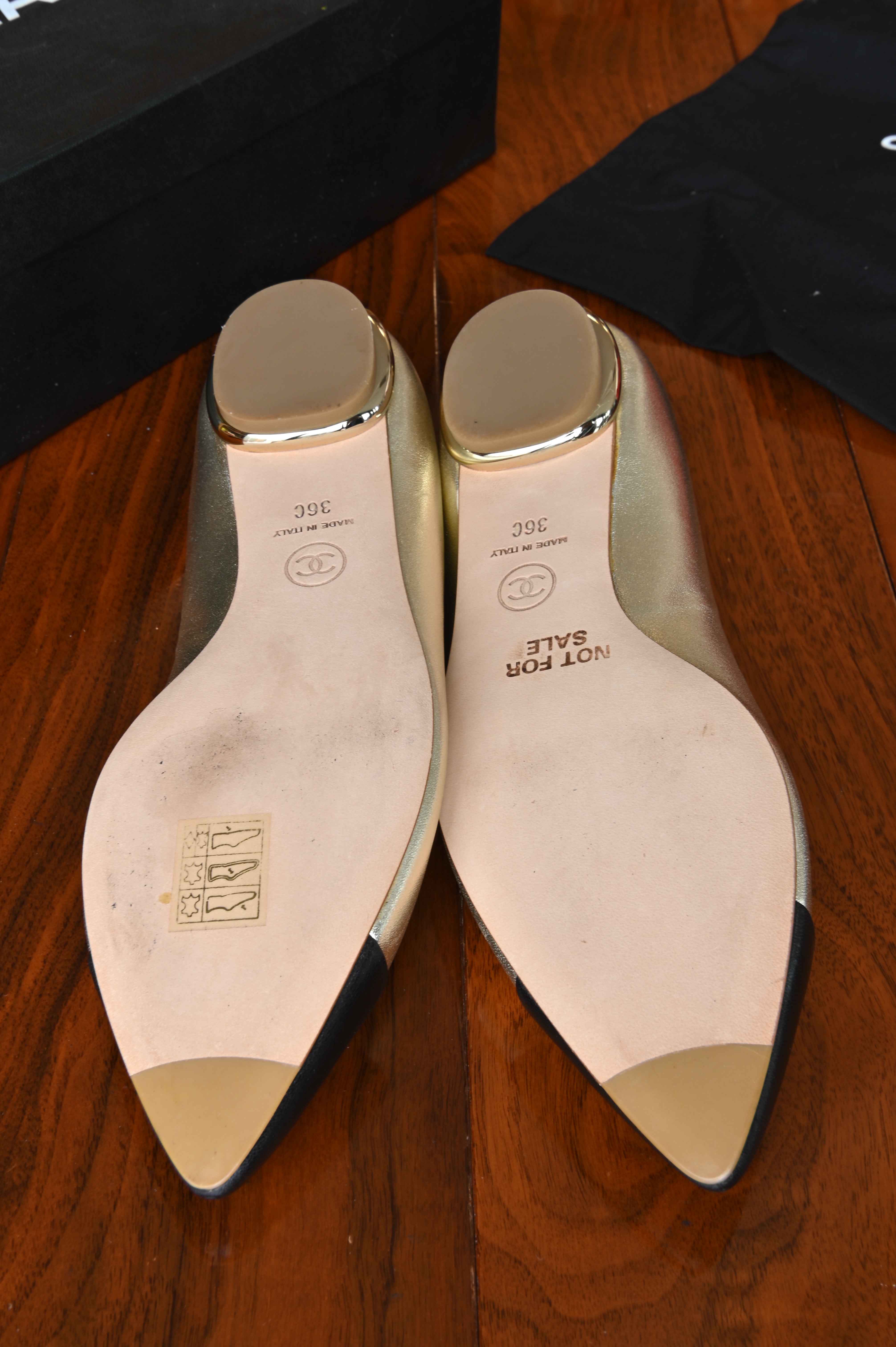 Chanel CC Logo Silver Black Flats