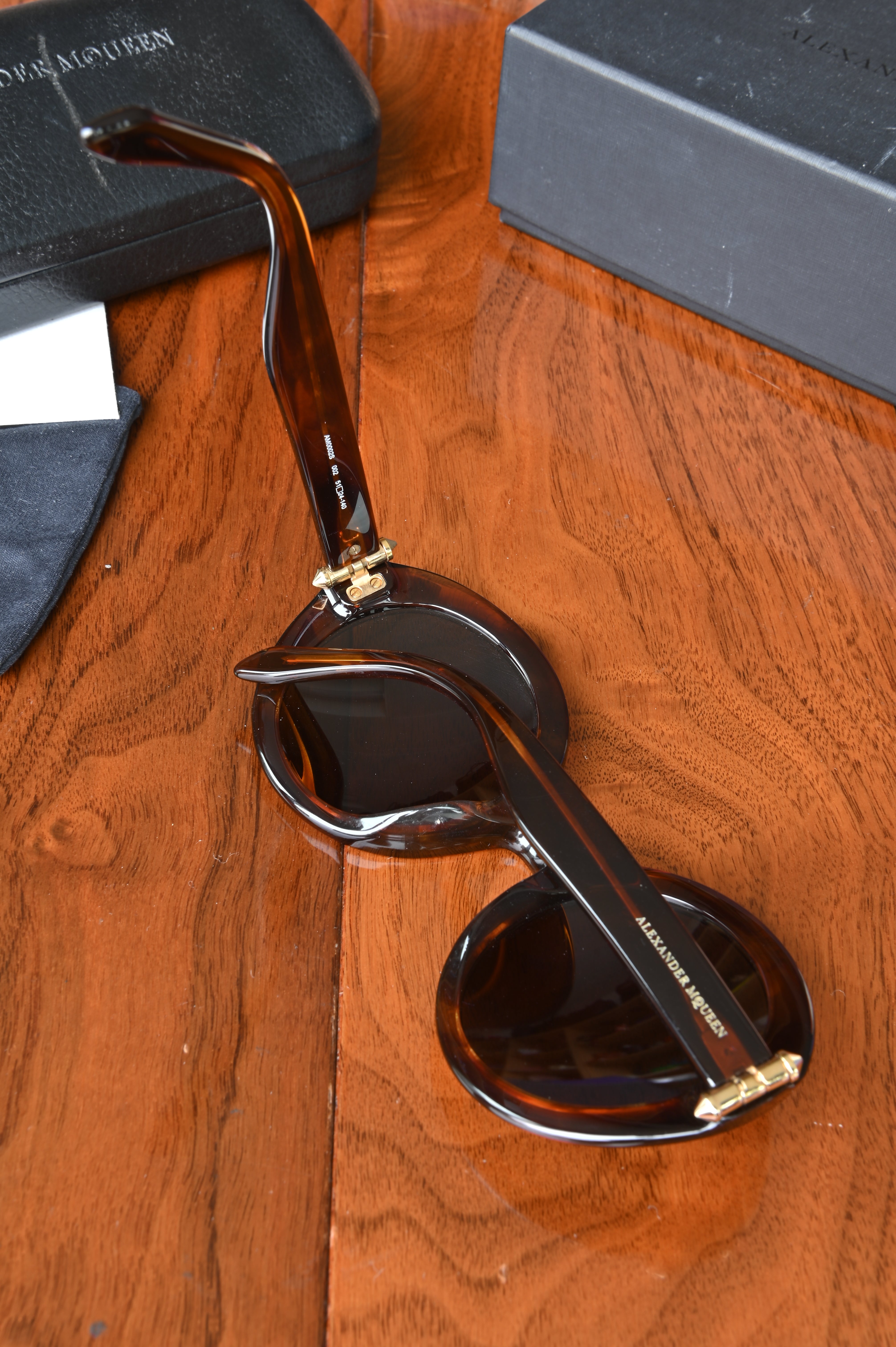 Alexander McQueen Women's Round Sunglasses in Brown