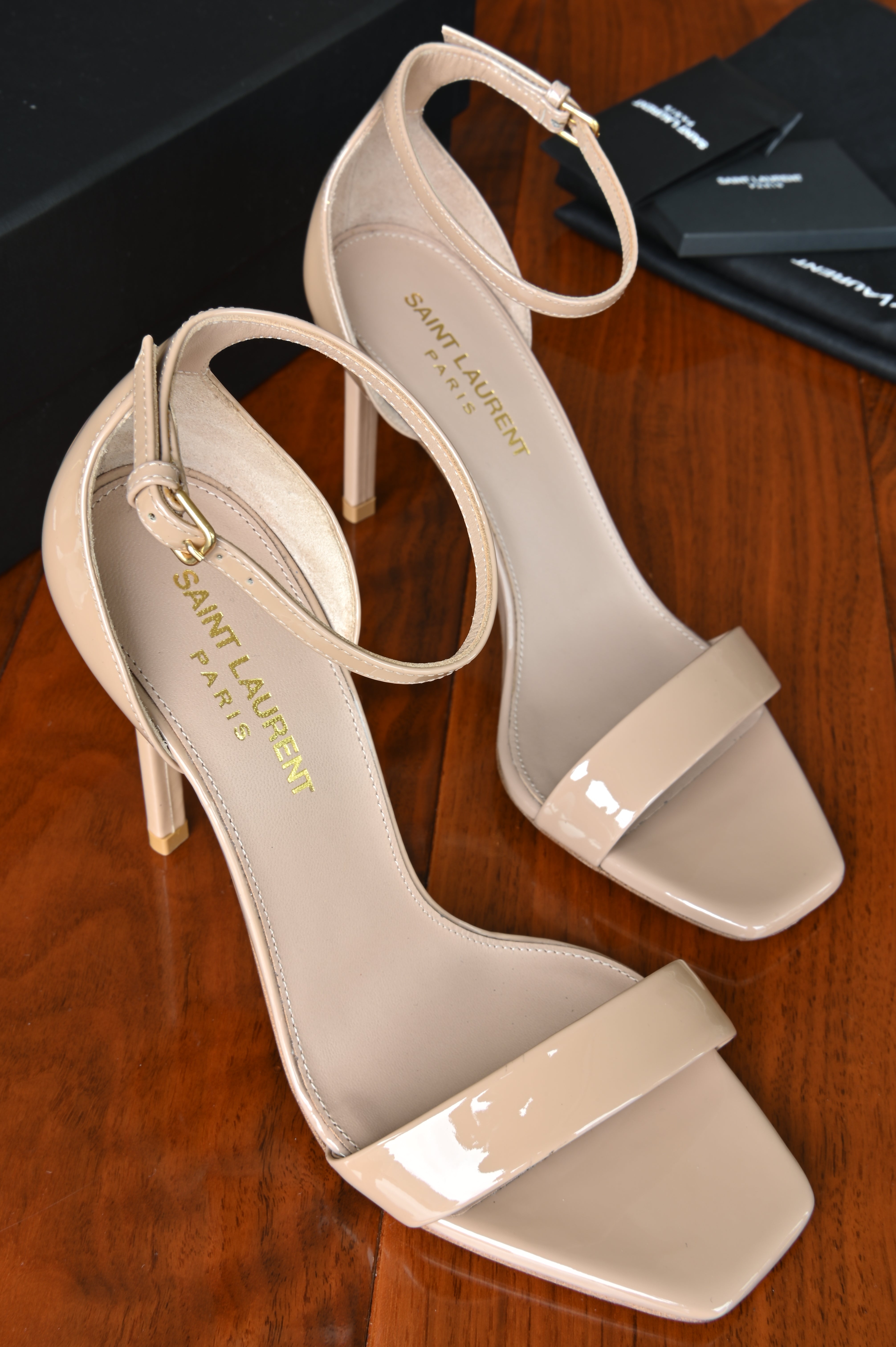 Saint Laurent Nude Patent Heels
