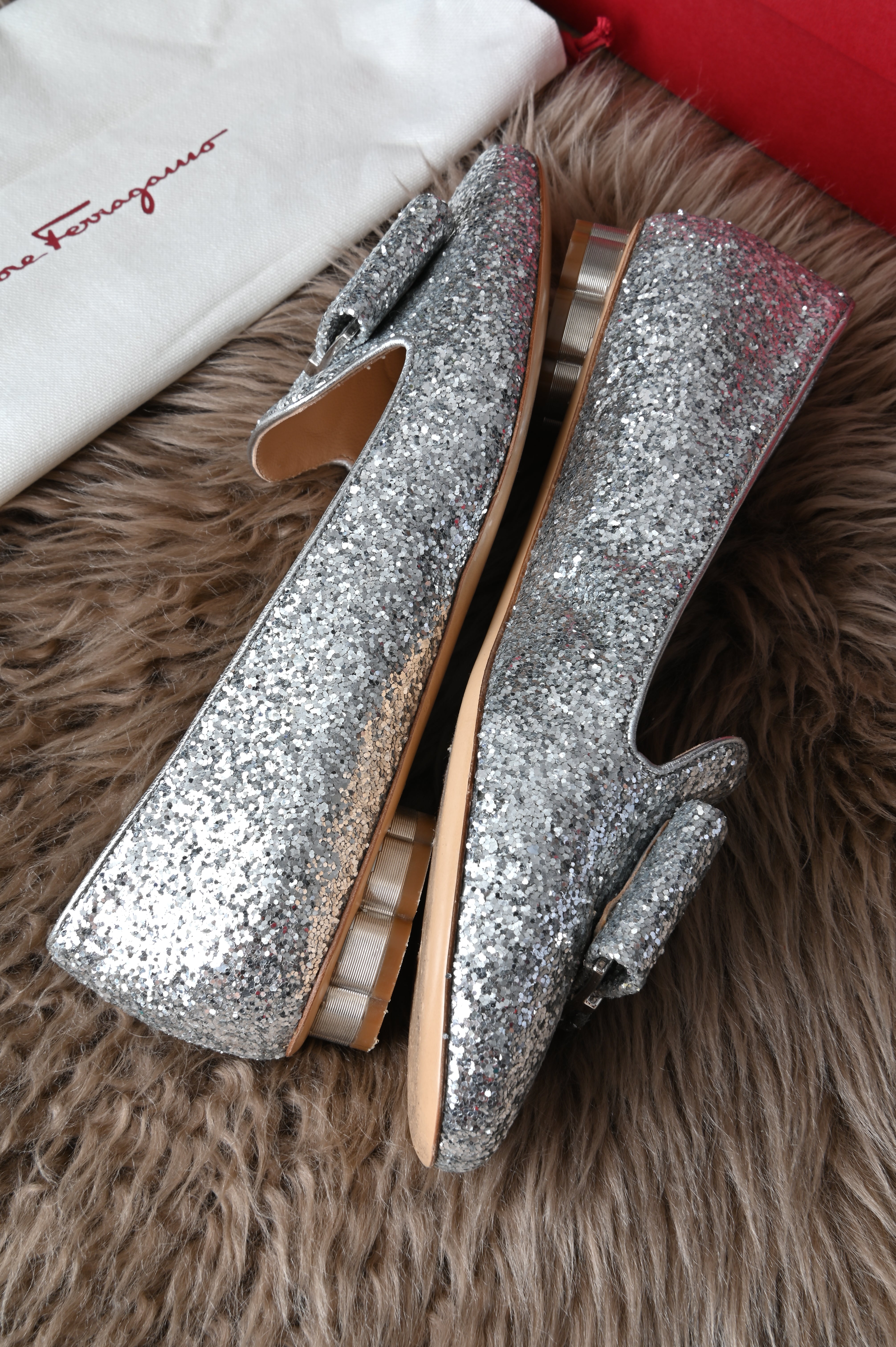 Salvatore Ferragamo Bow Silver glitter loafers
