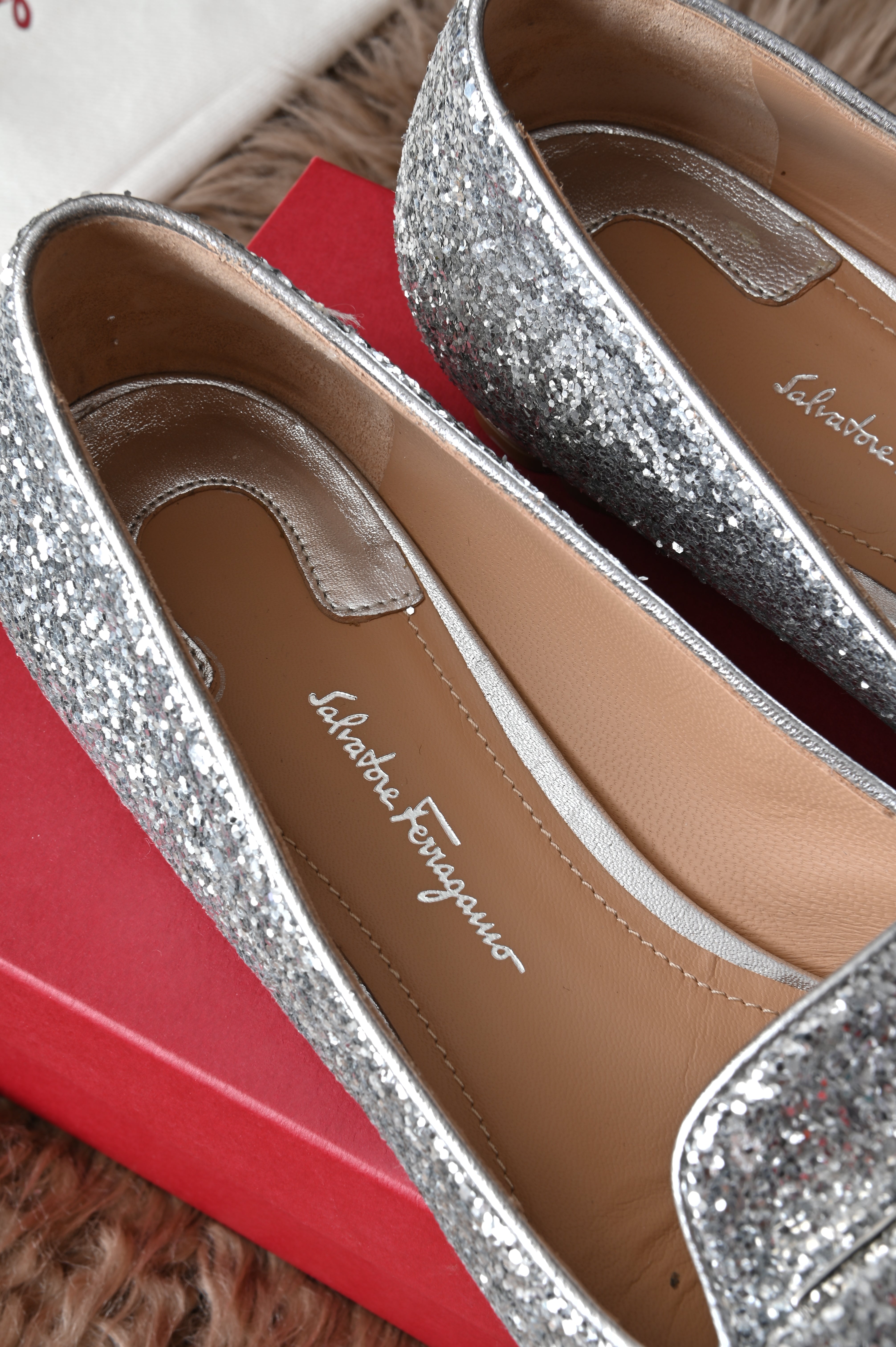 Salvatore Ferragamo Bow Silver glitter loafers