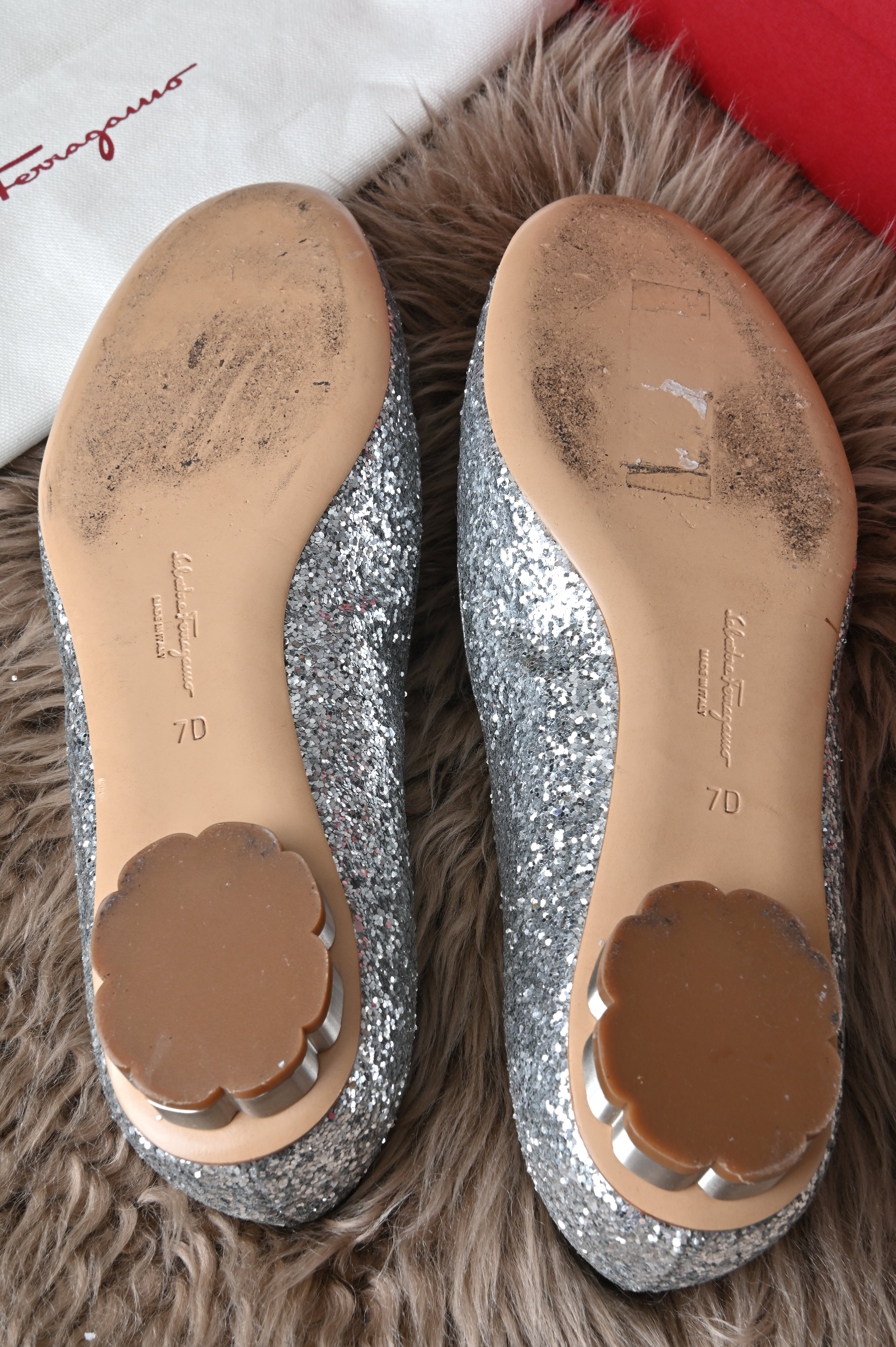 Salvatore Ferragamo Bow Silver glitter loafers
