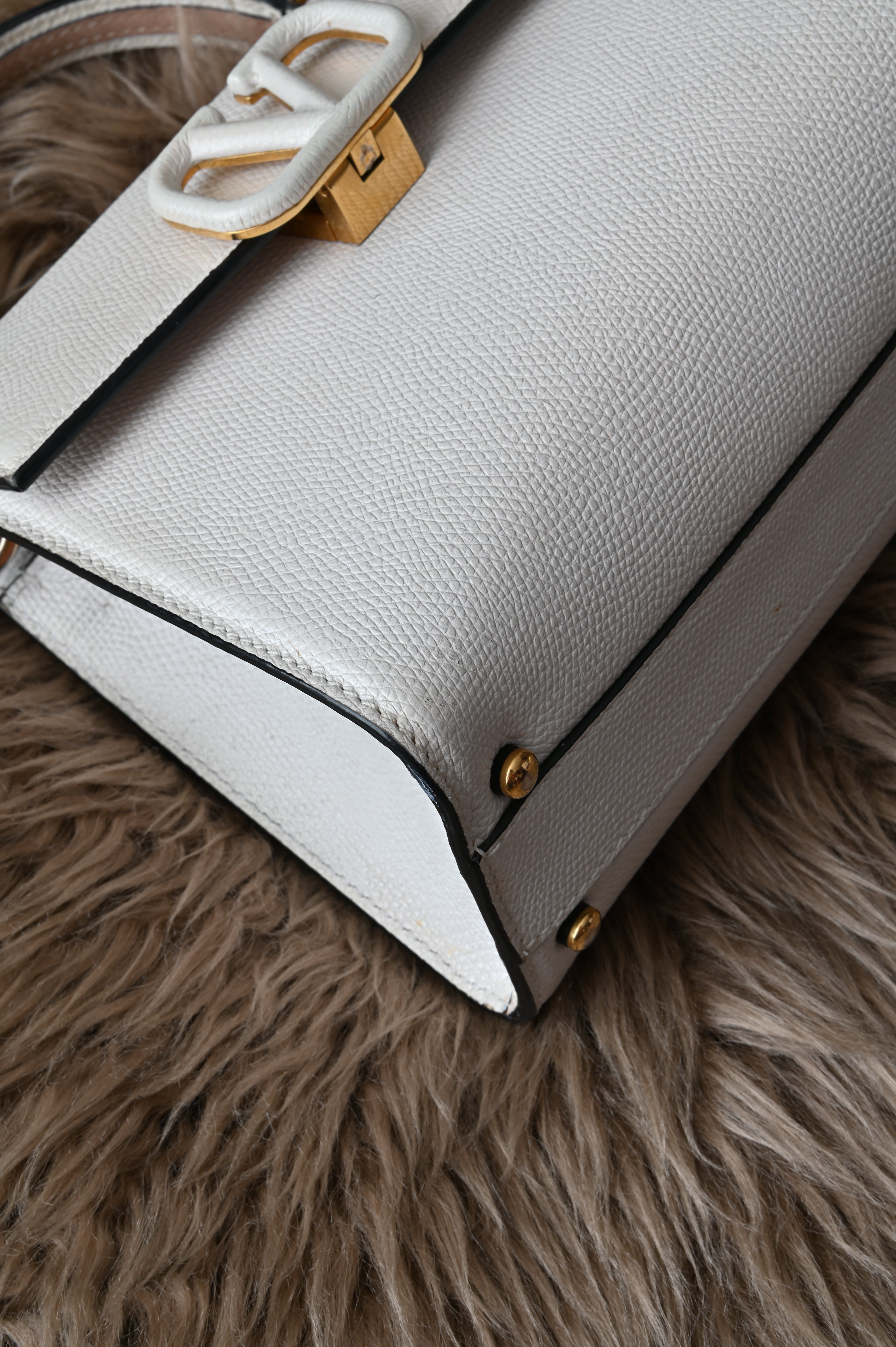 Valentino Garavani small top handle bag off-white