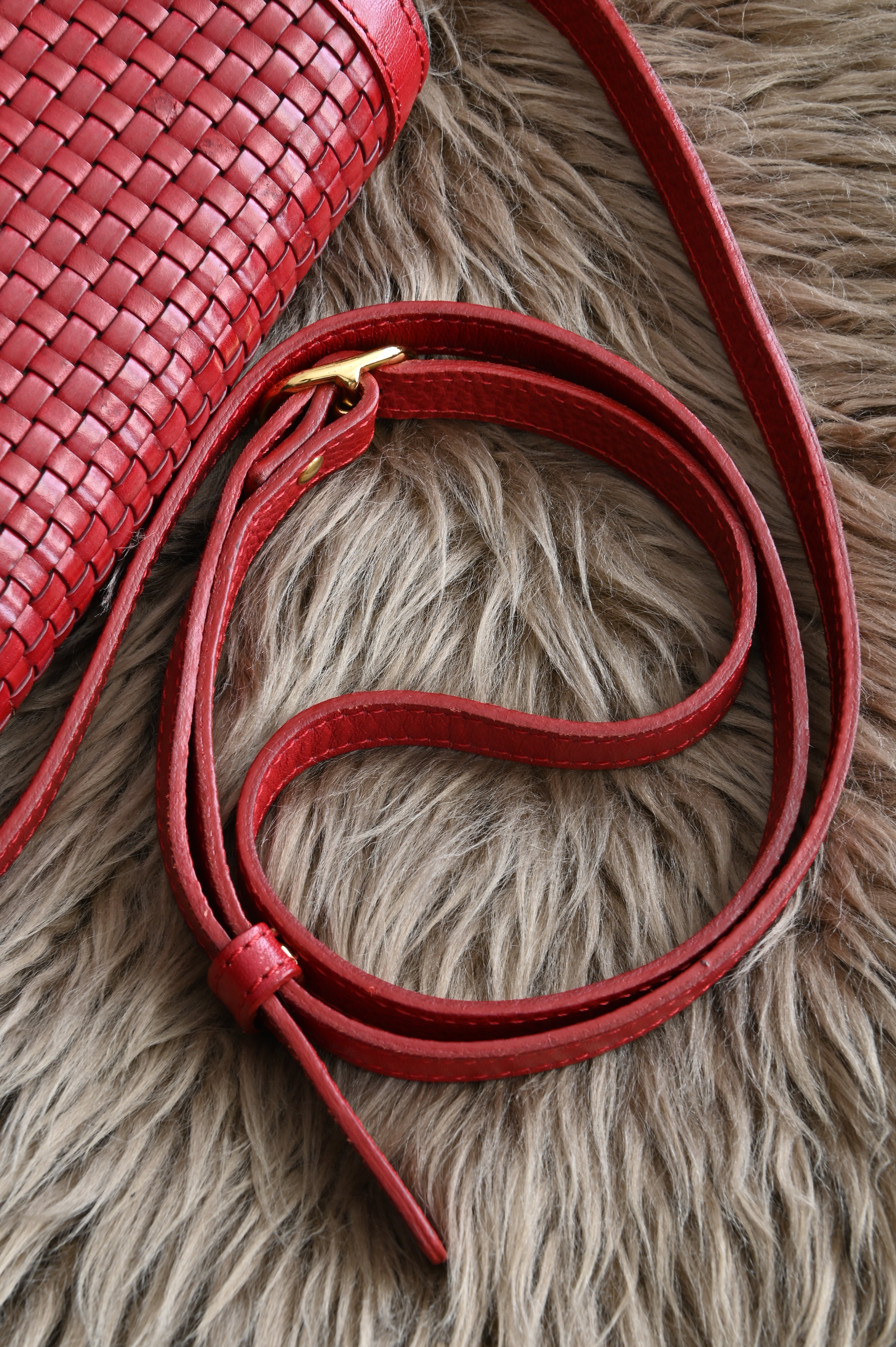 Bally Vintage Crossbody woven flap bag in red