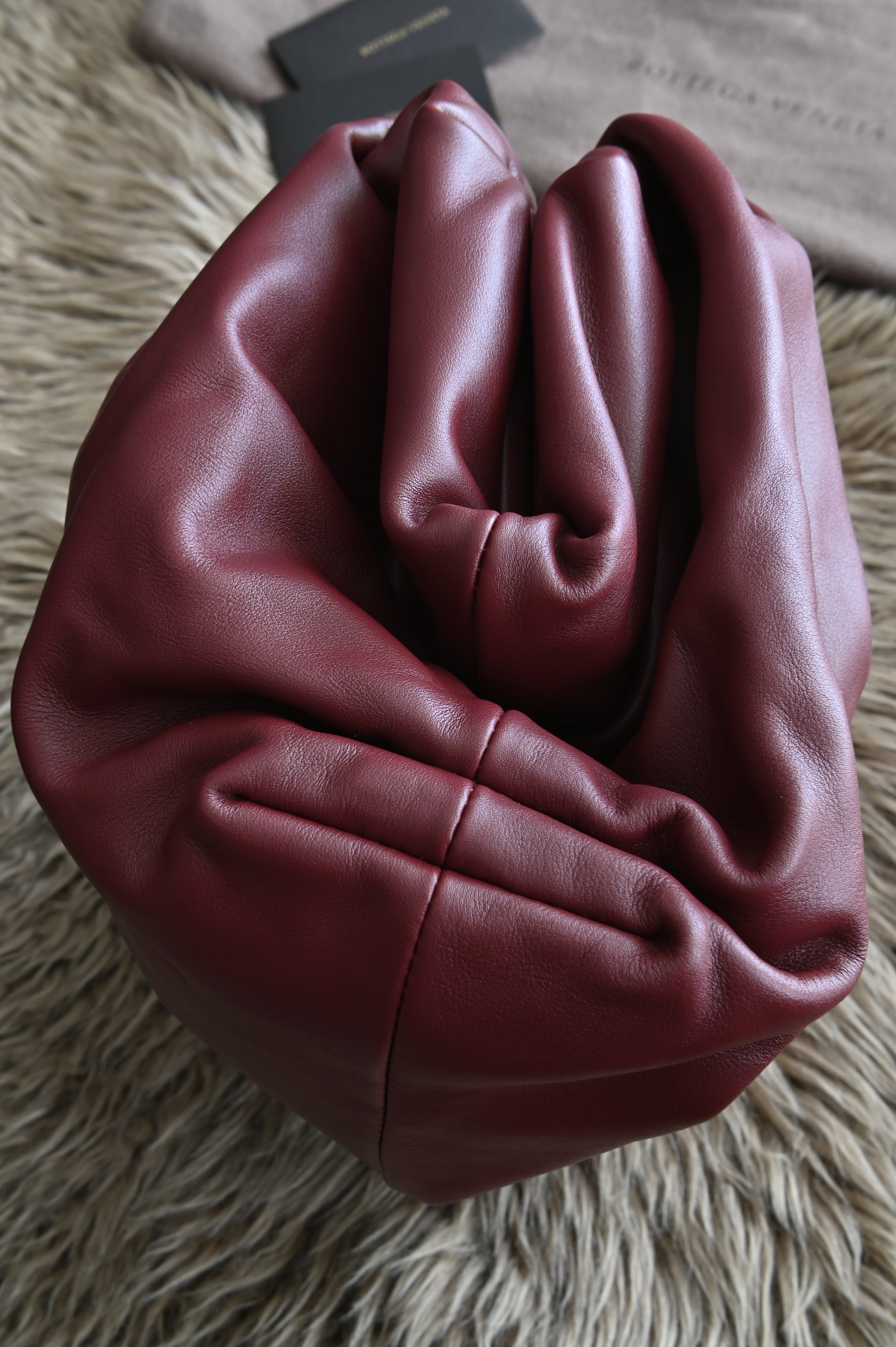 Bottega Veneta Teen Pouch Clutch bag in burgundy