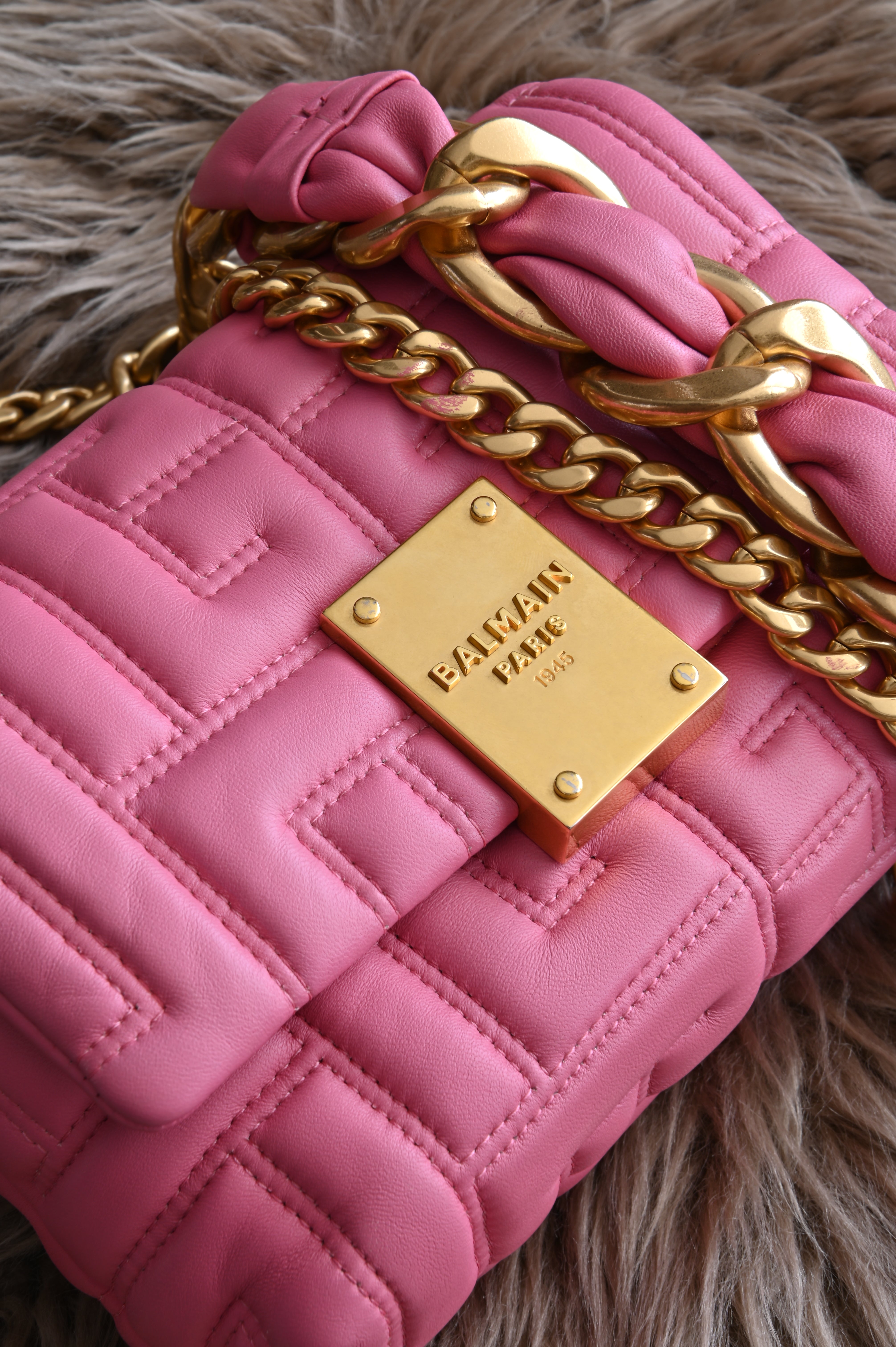 Balmain 1945 Quilted Leather crossbody bag in pink