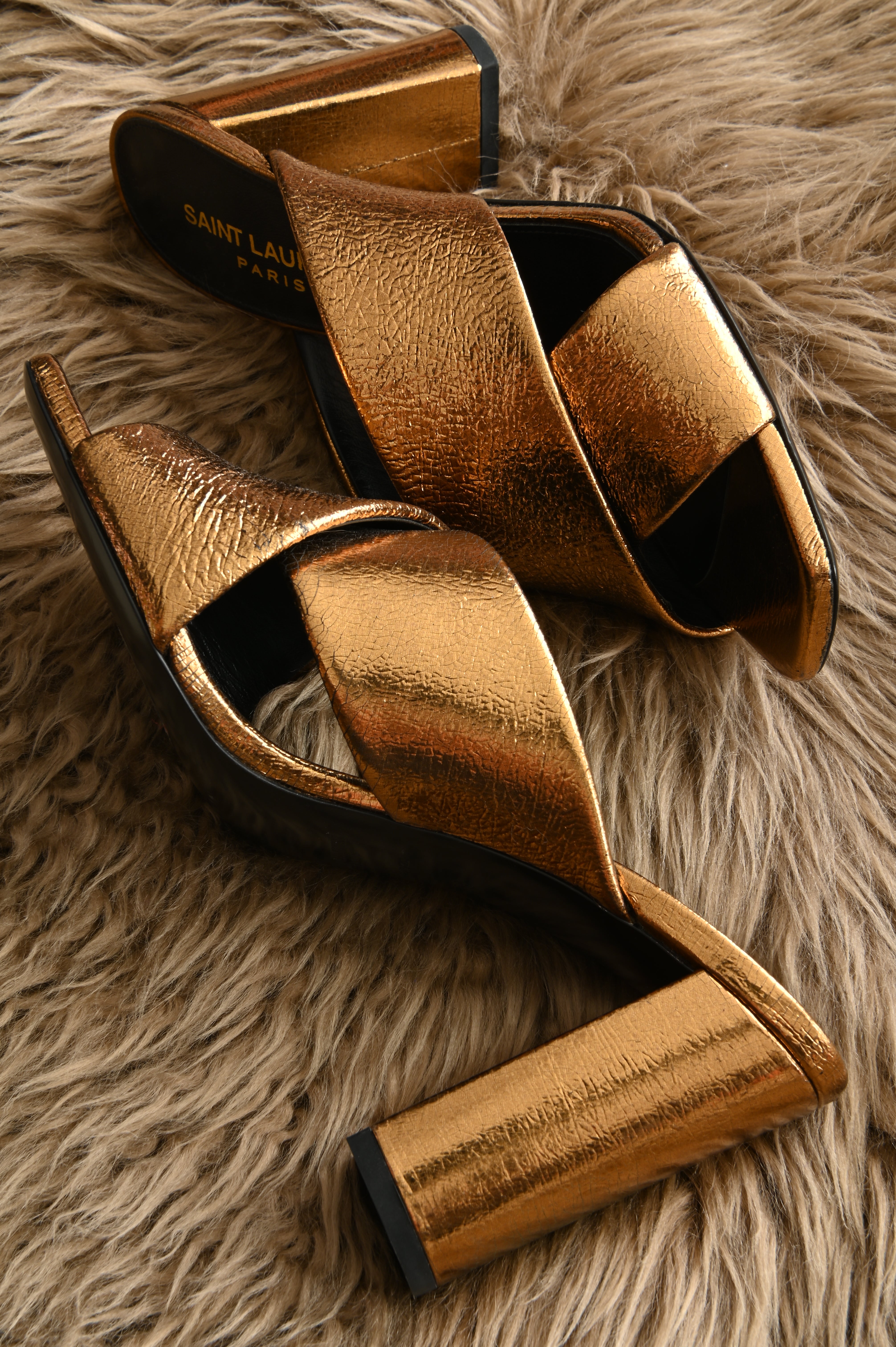 Saint Laurent Lou Metallic gold sandals