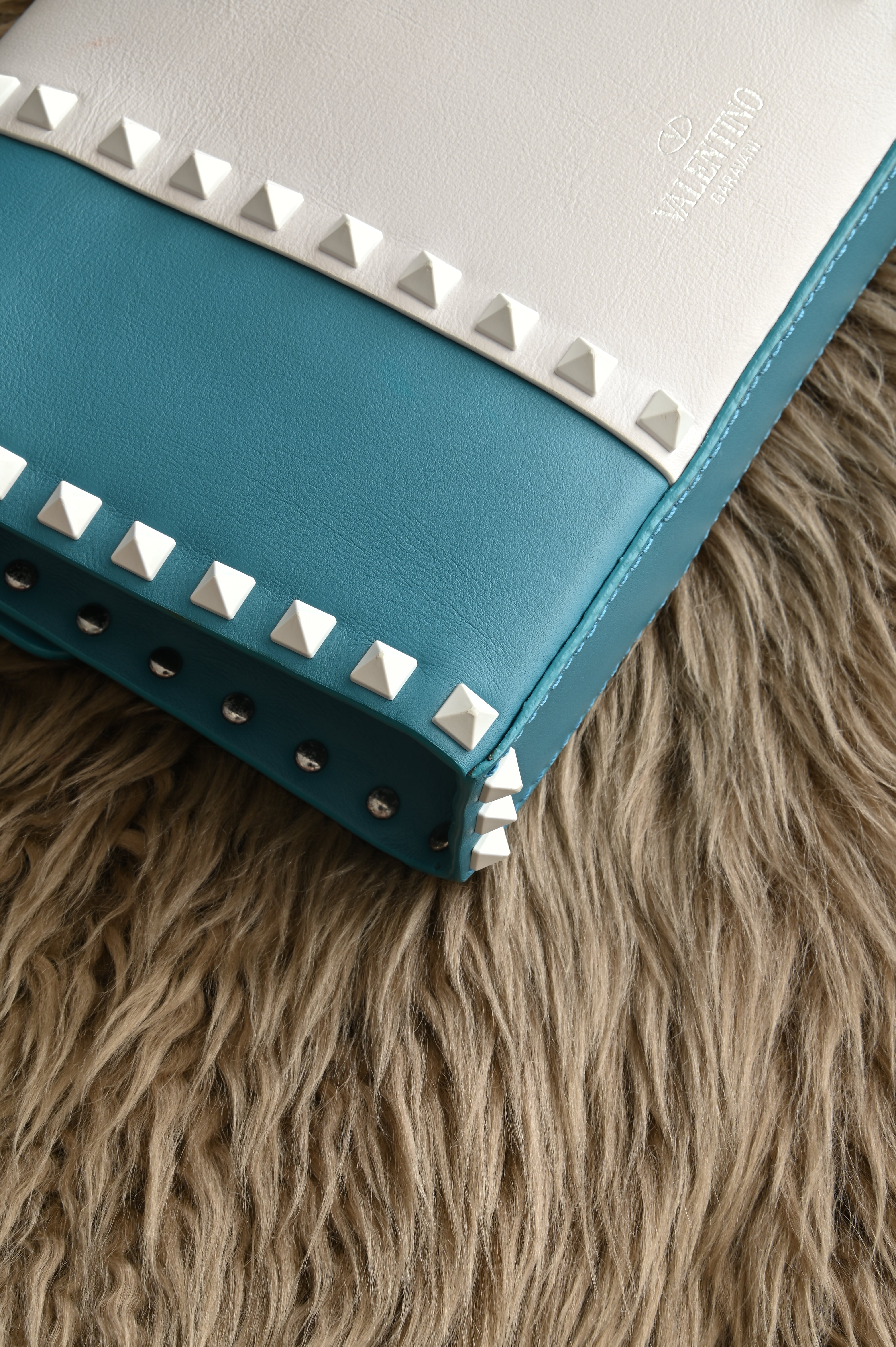 VALENTINO Rockstud two-toned bag