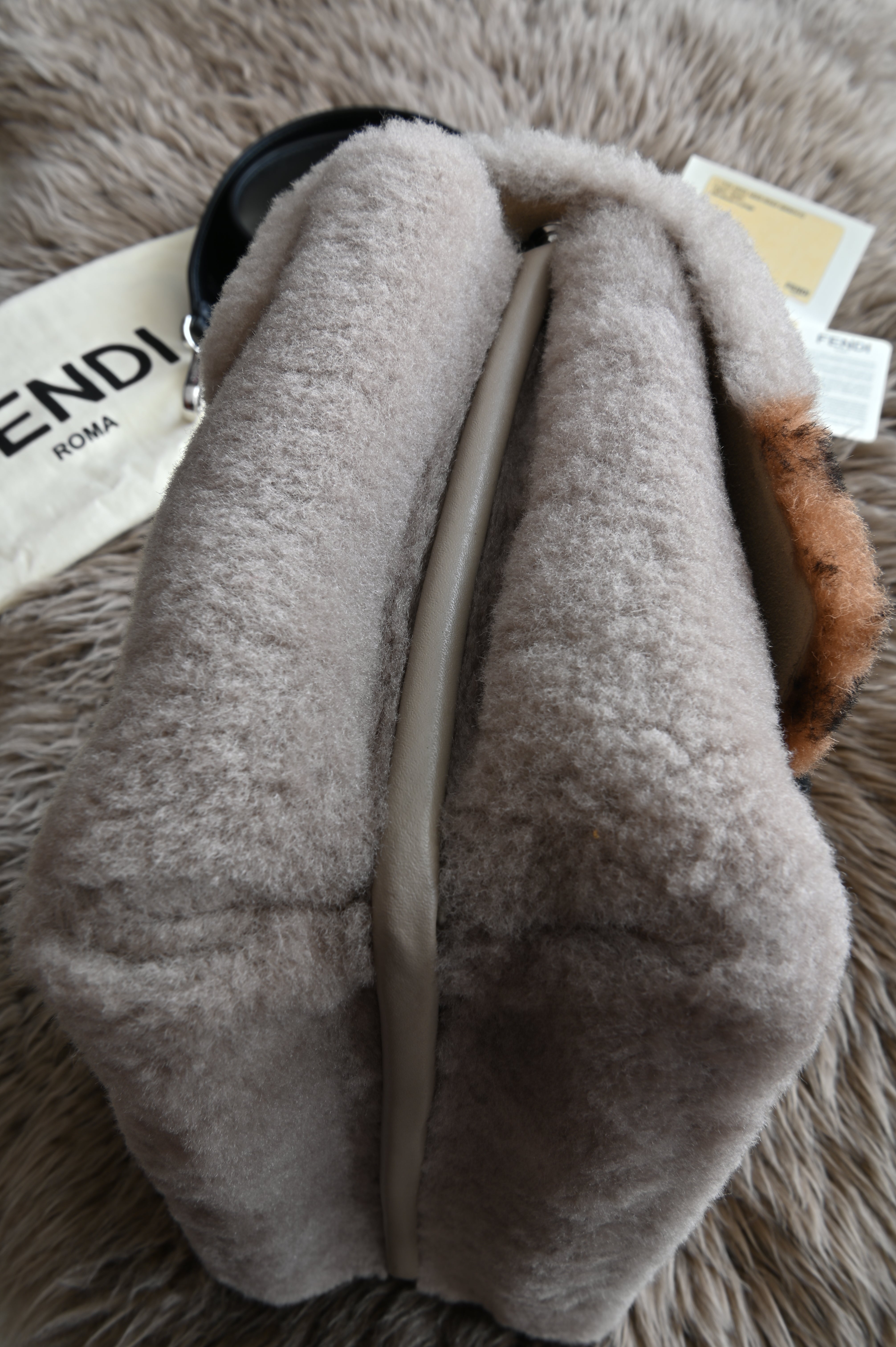 Fendi Shearling Medium Forever Kan I shoulder bag