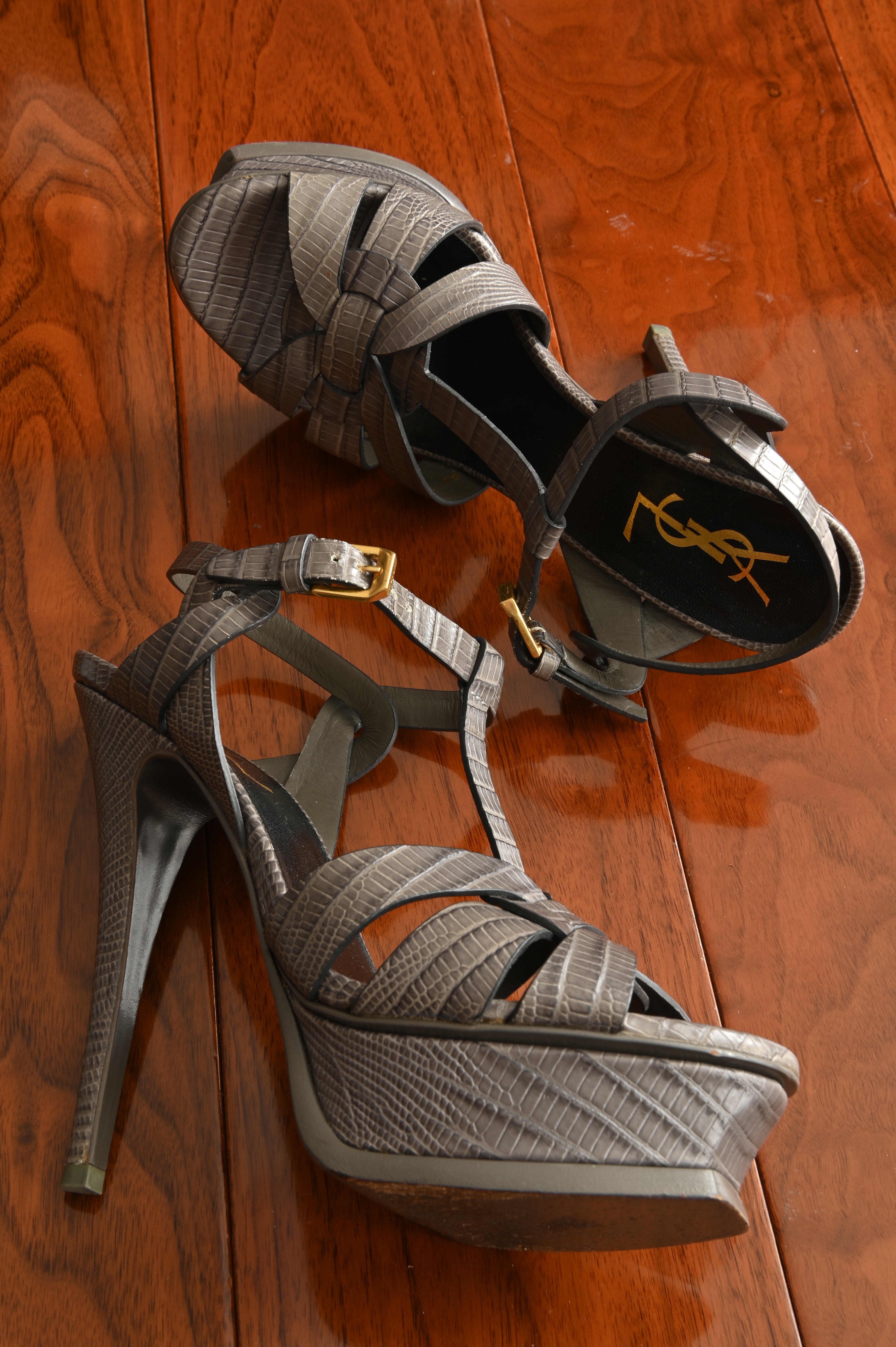 Saint Laurent Tribute Grey Lizard embossed High Heels