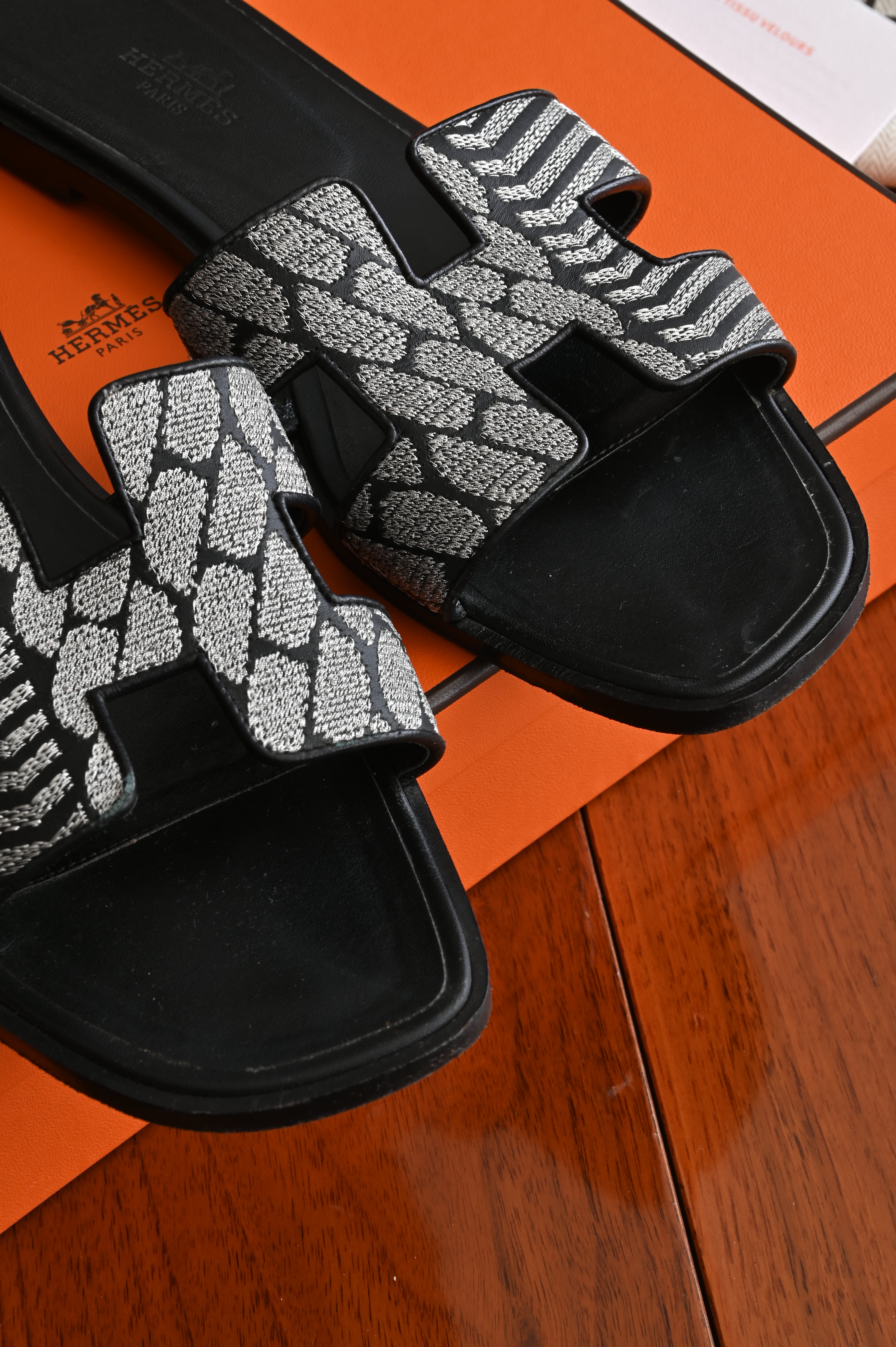 Hermès Oran in Black and Silver Embroidered Calf Sandals