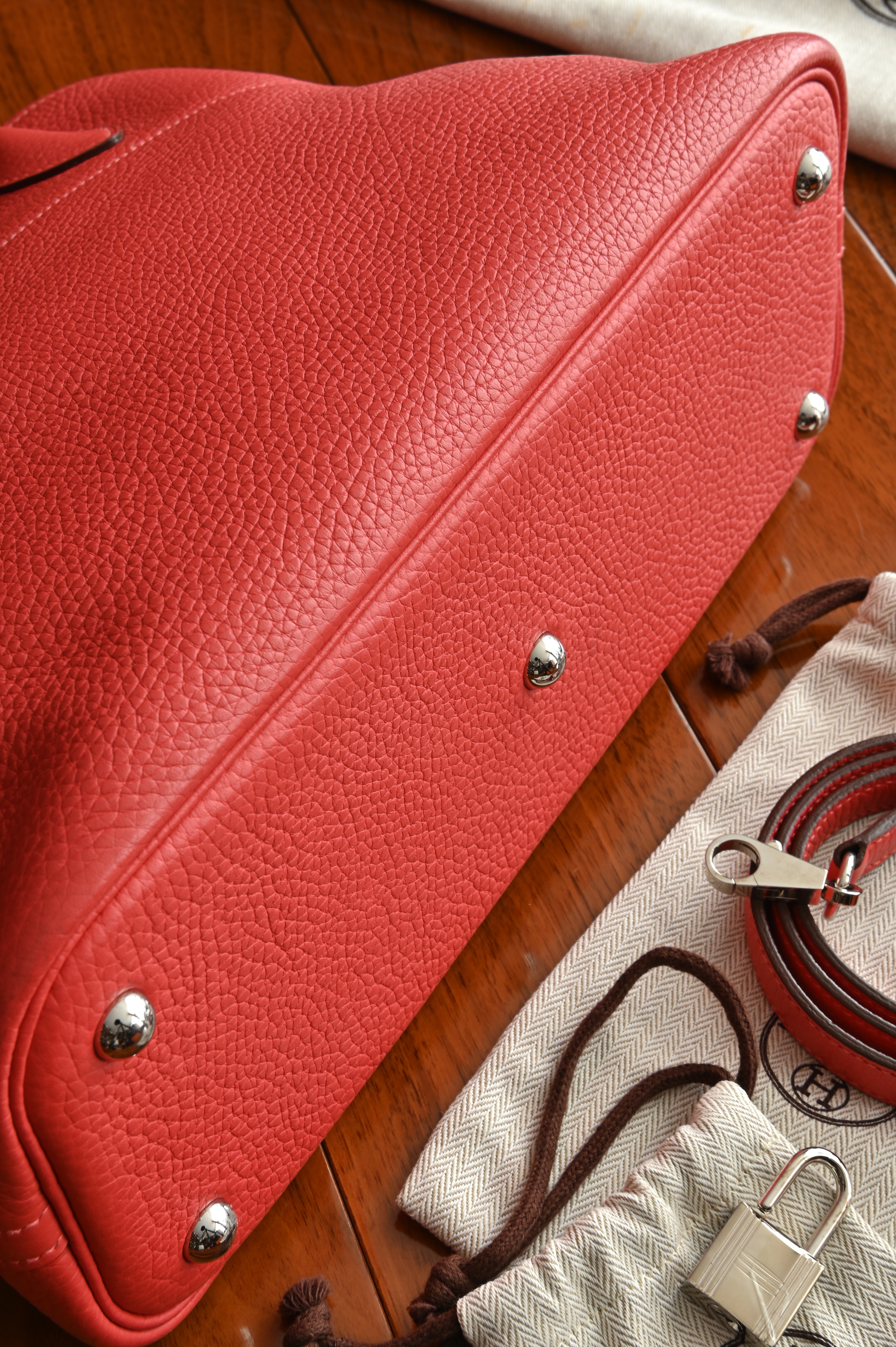 HERMÈS Bolide 31 handbag in Rouge Pivoine Clemence leather with Palladium hardware