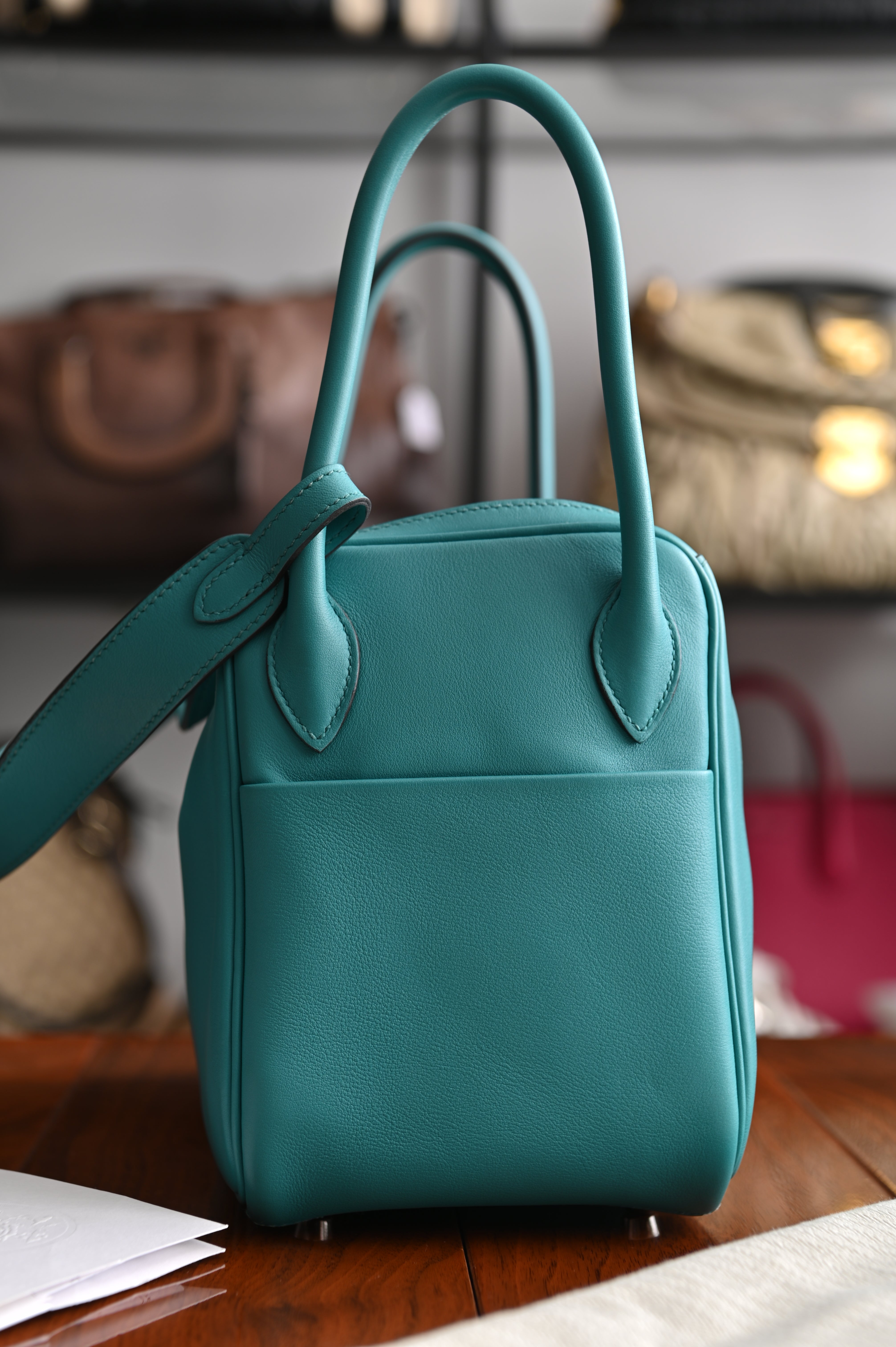 Hermès Lindy 26 Veau Swift leather Bleu Paon bag