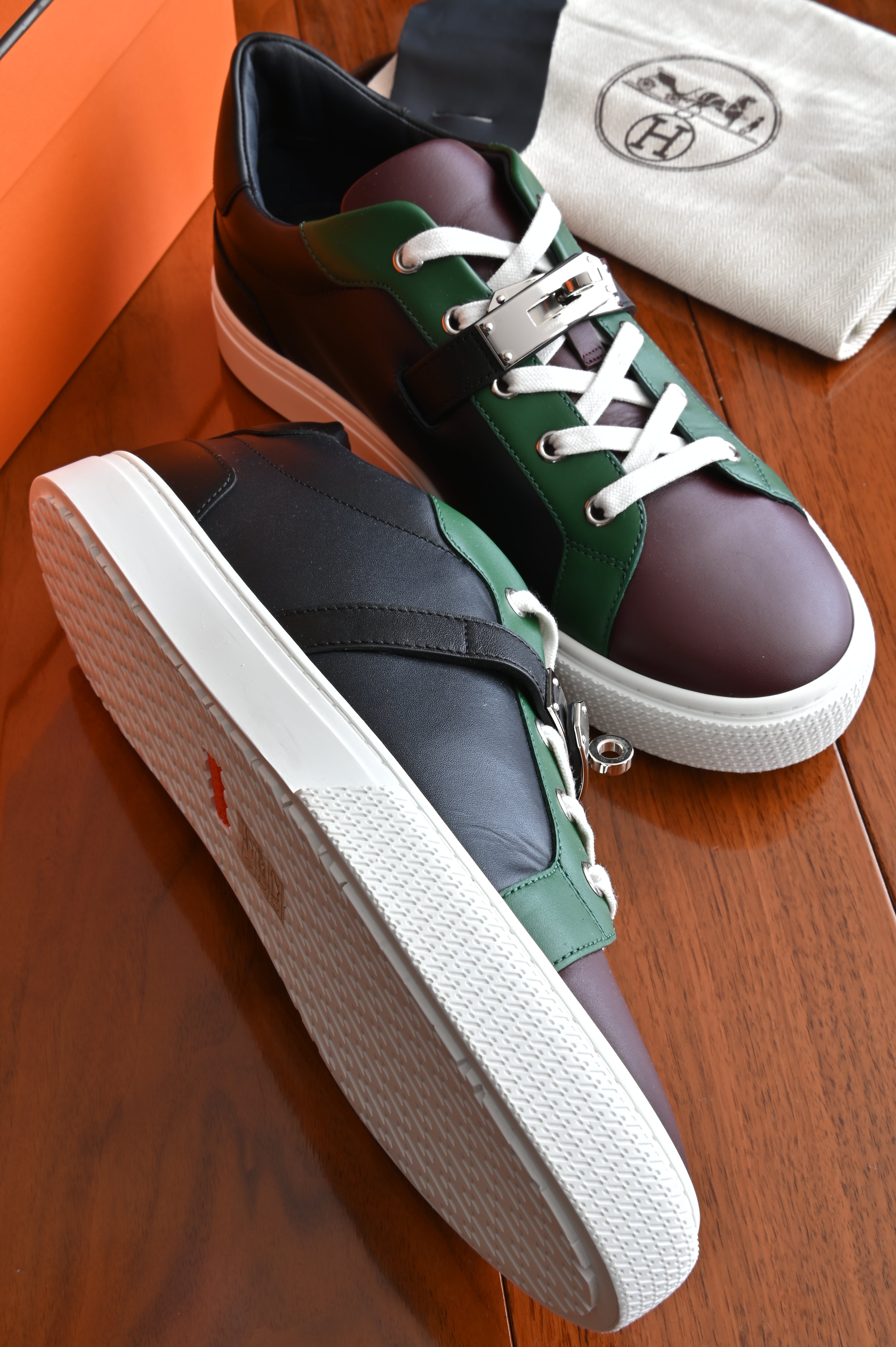 Hermès Tri-tone Day Sneakers