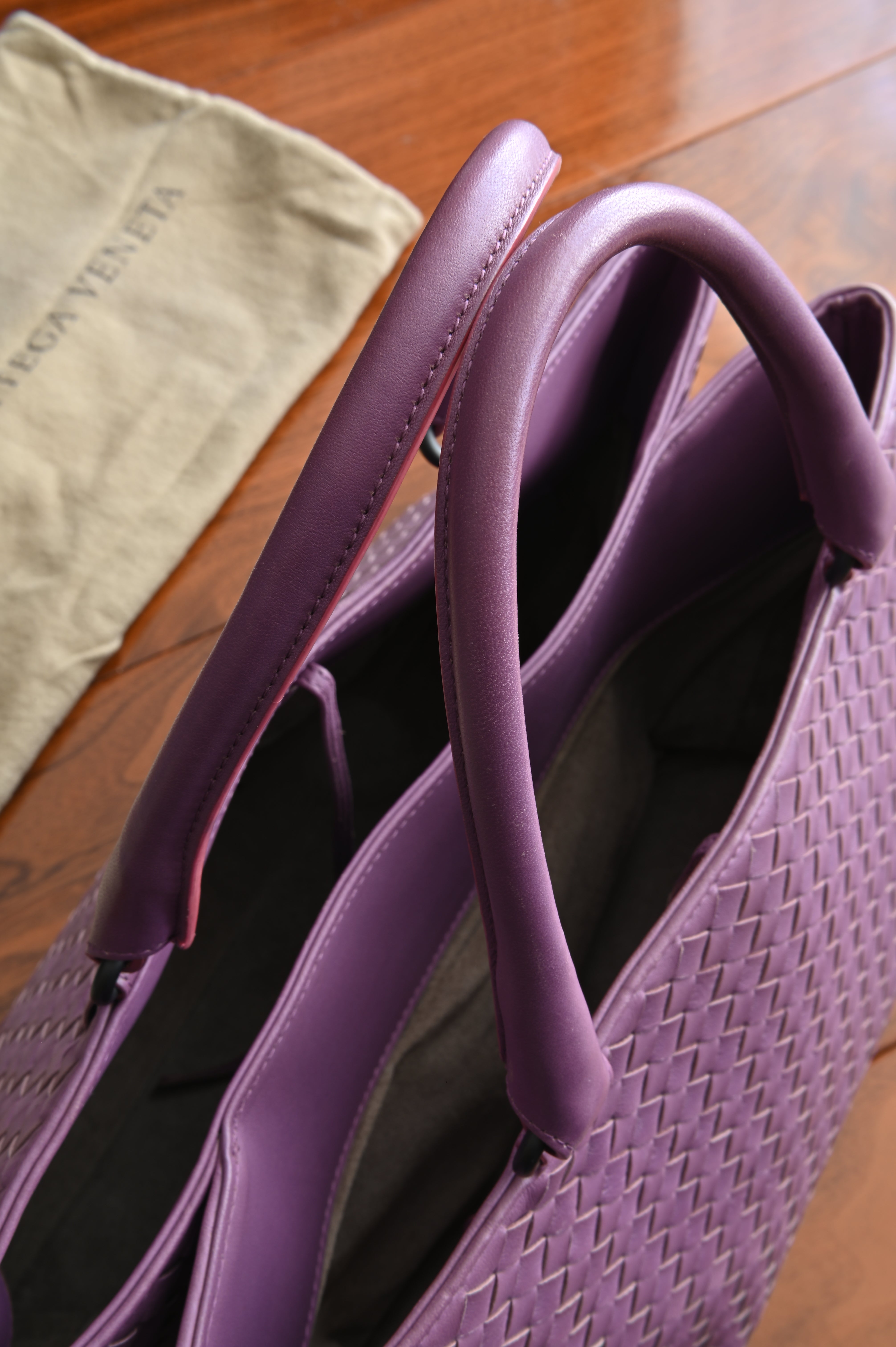 Bottega Veneta Nappa Intrecciatto large tote bag in purple
