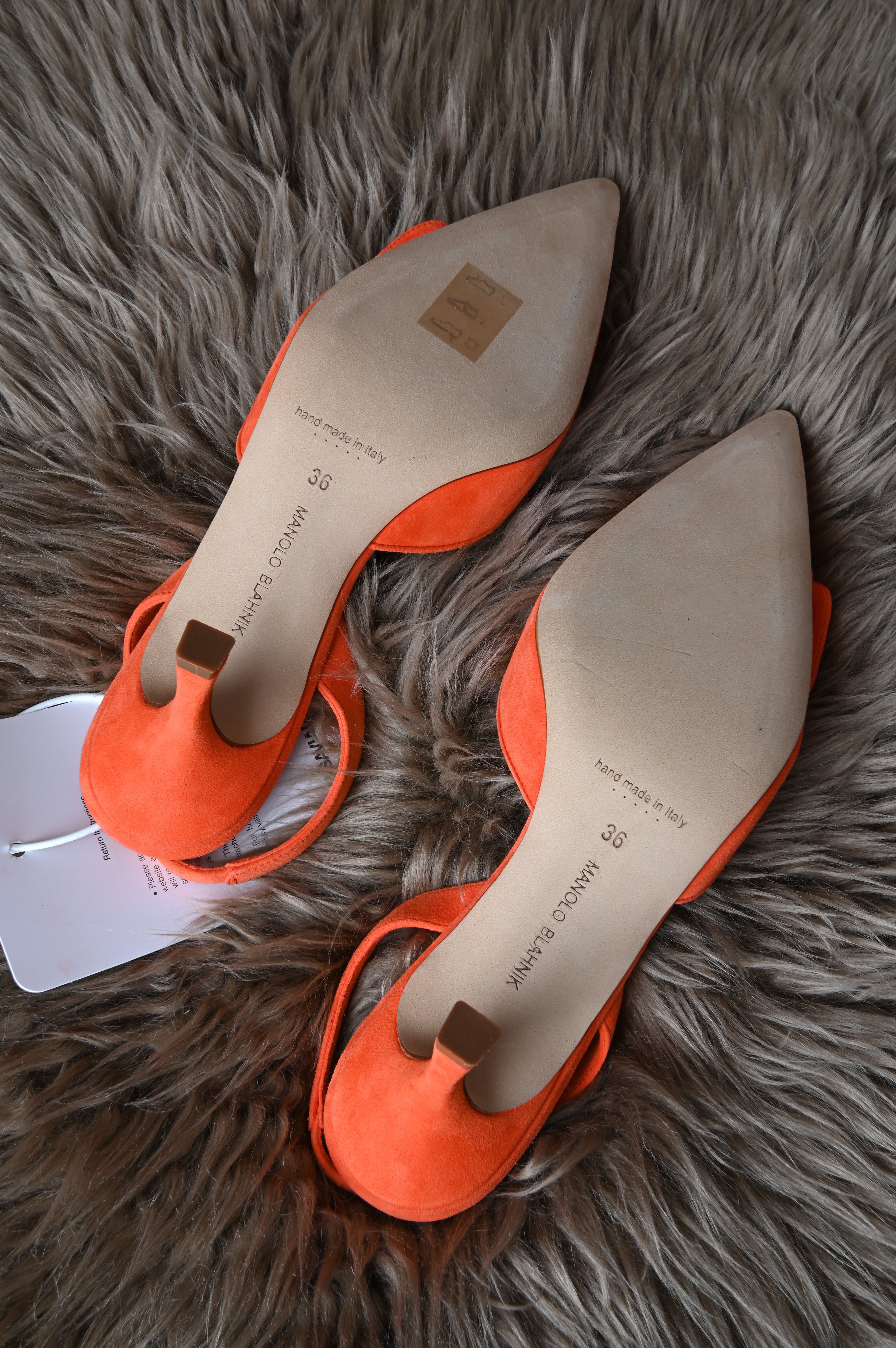 Manolo Blahnik Maysli slingback in Orange suede