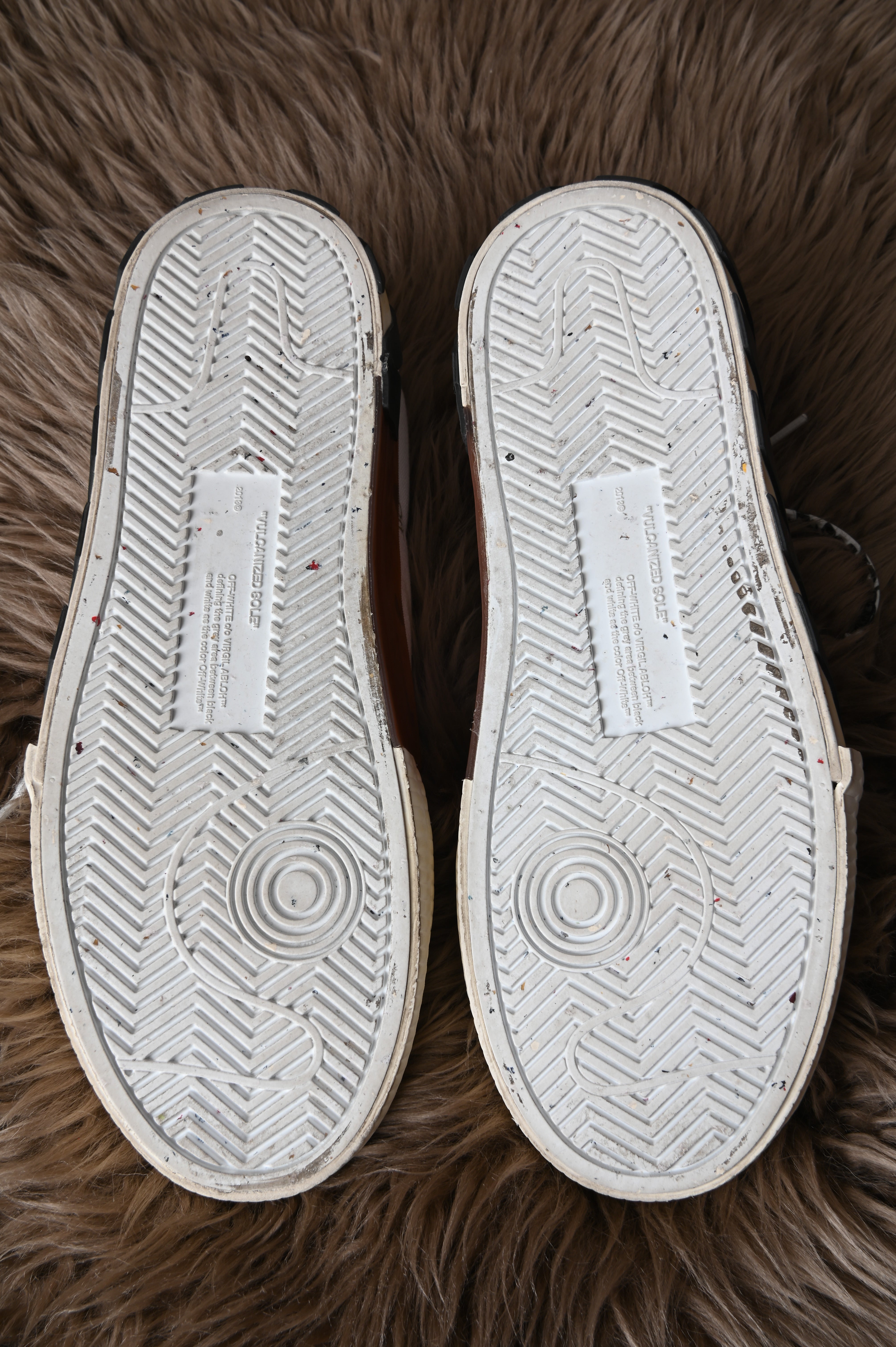OFF-WHITE Vulc Low Blue Arrow