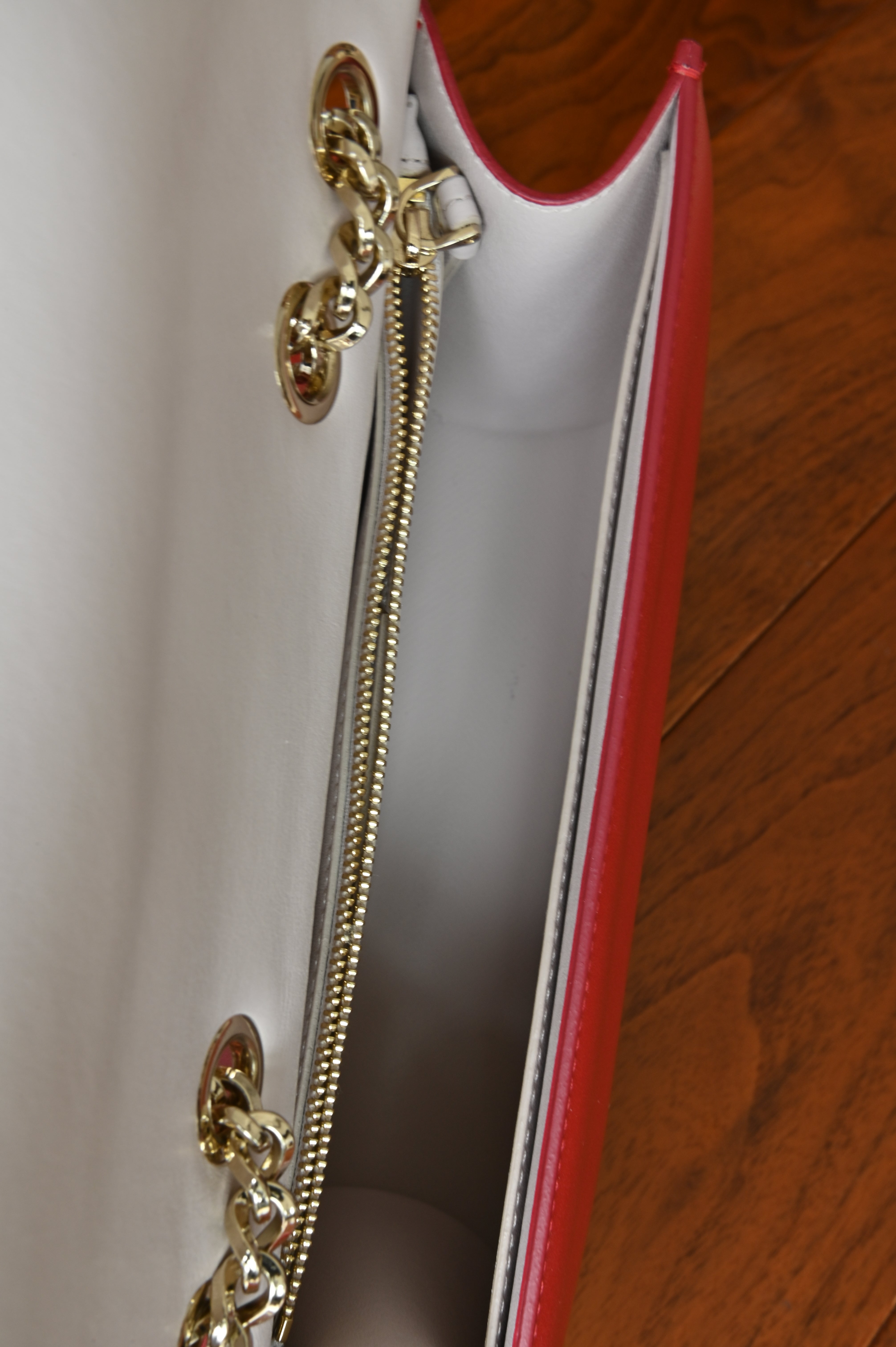 Salvatore Ferragamo Red Shoulder Bag