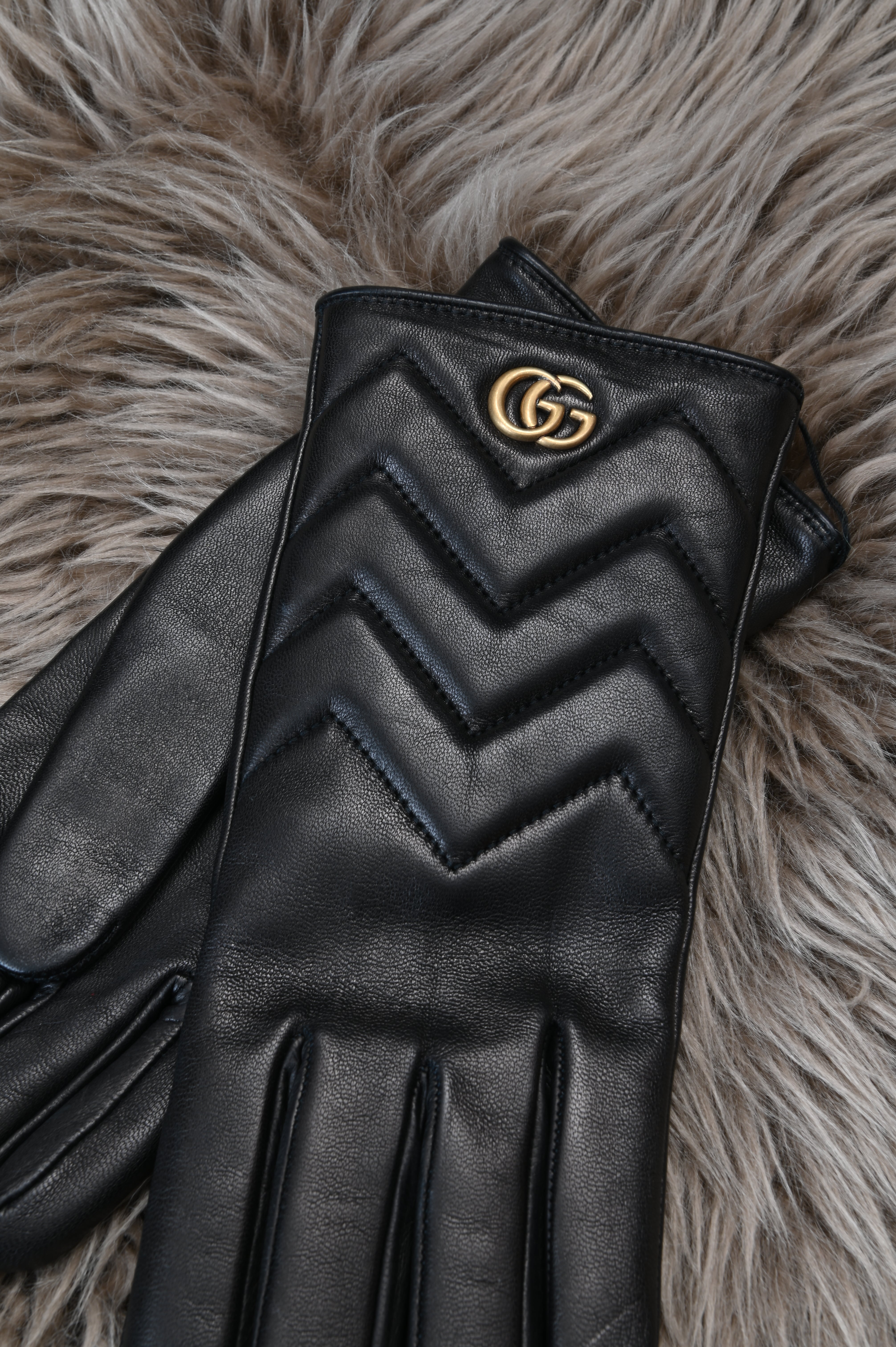 Gucci GG marmont black gloves