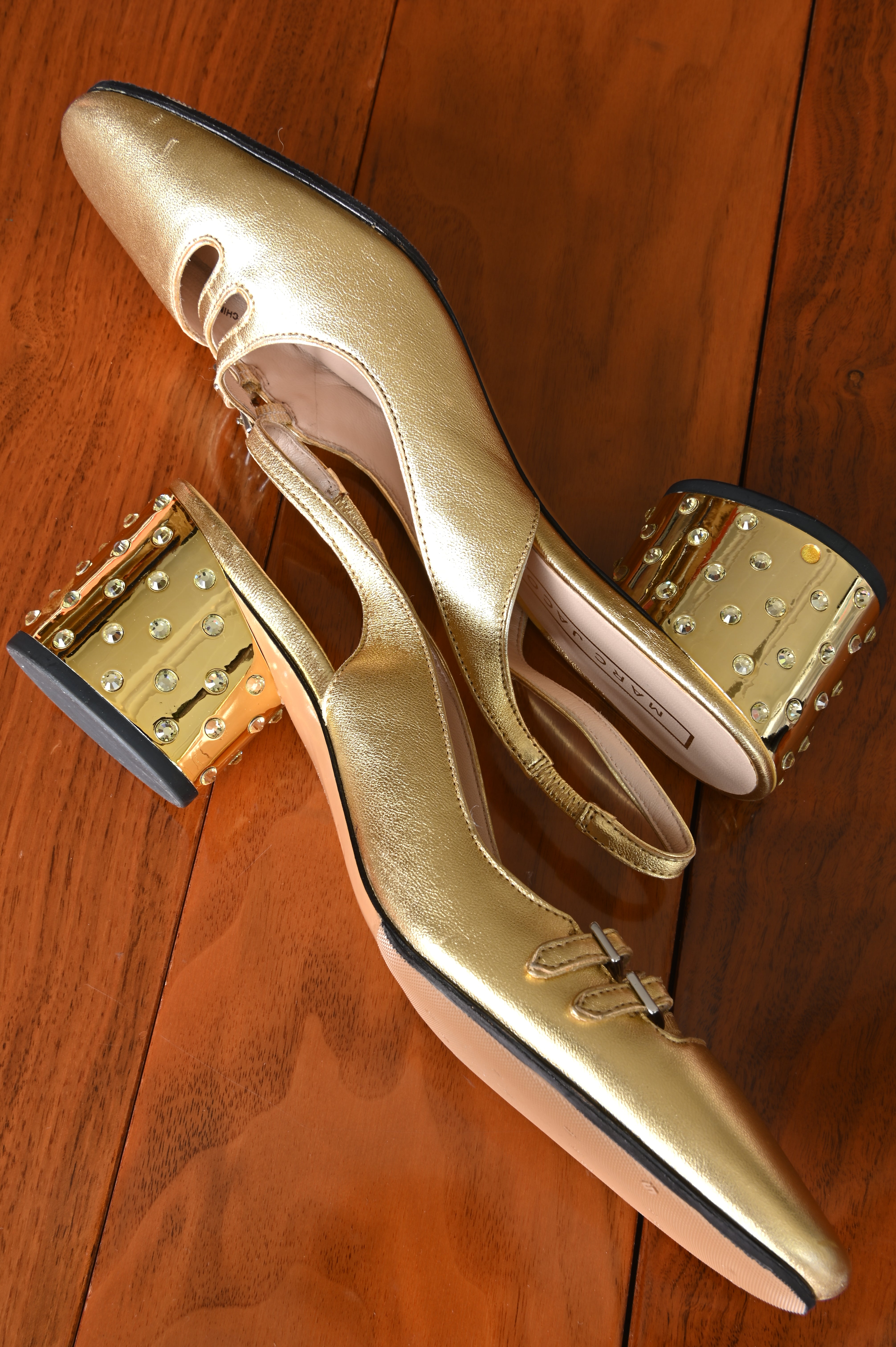 Marc Jacobs Bette Metallic Gold Slingback Pumps