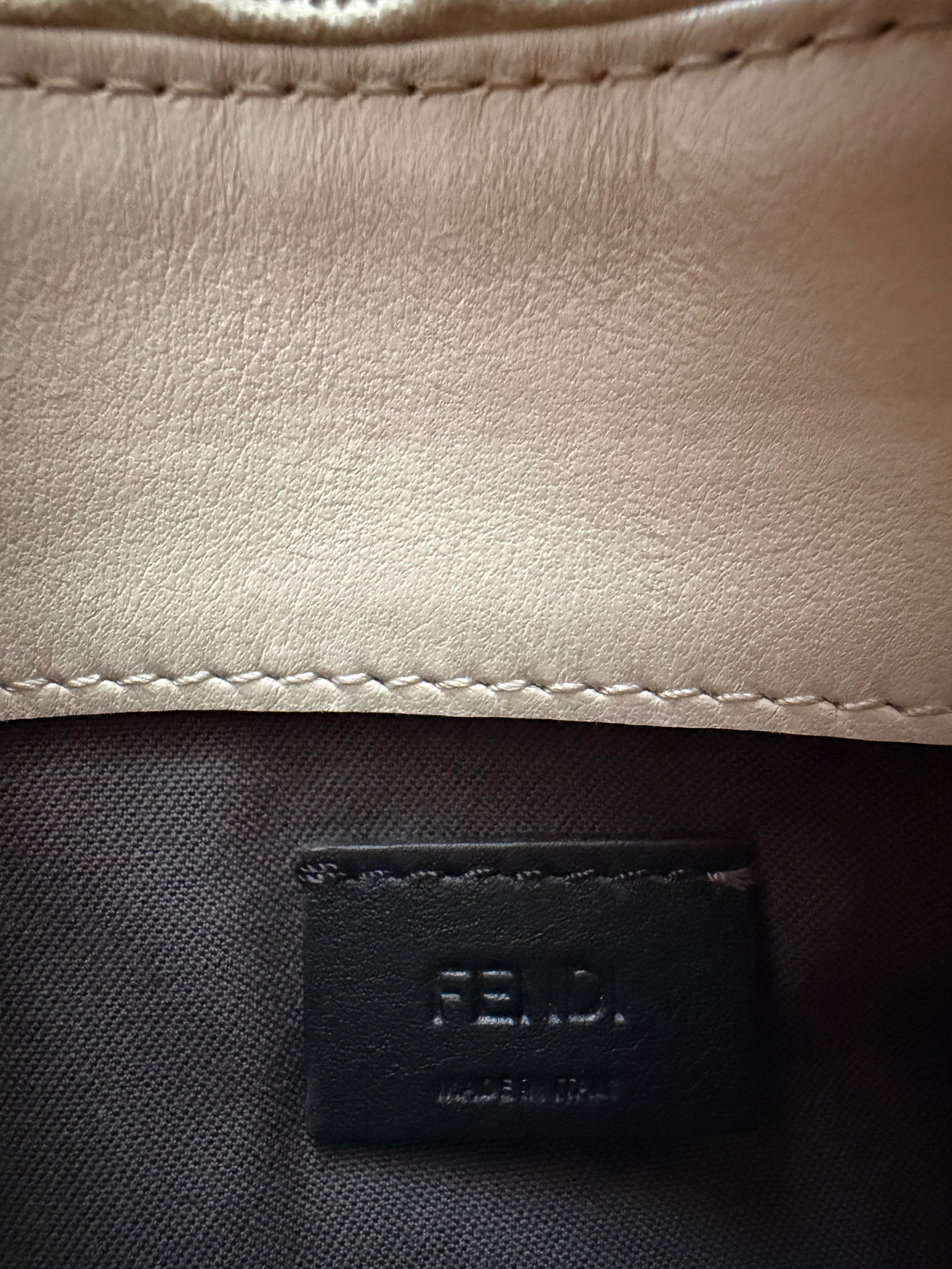 Fendi Floral Wallet on Chain Multicolor Bag logo