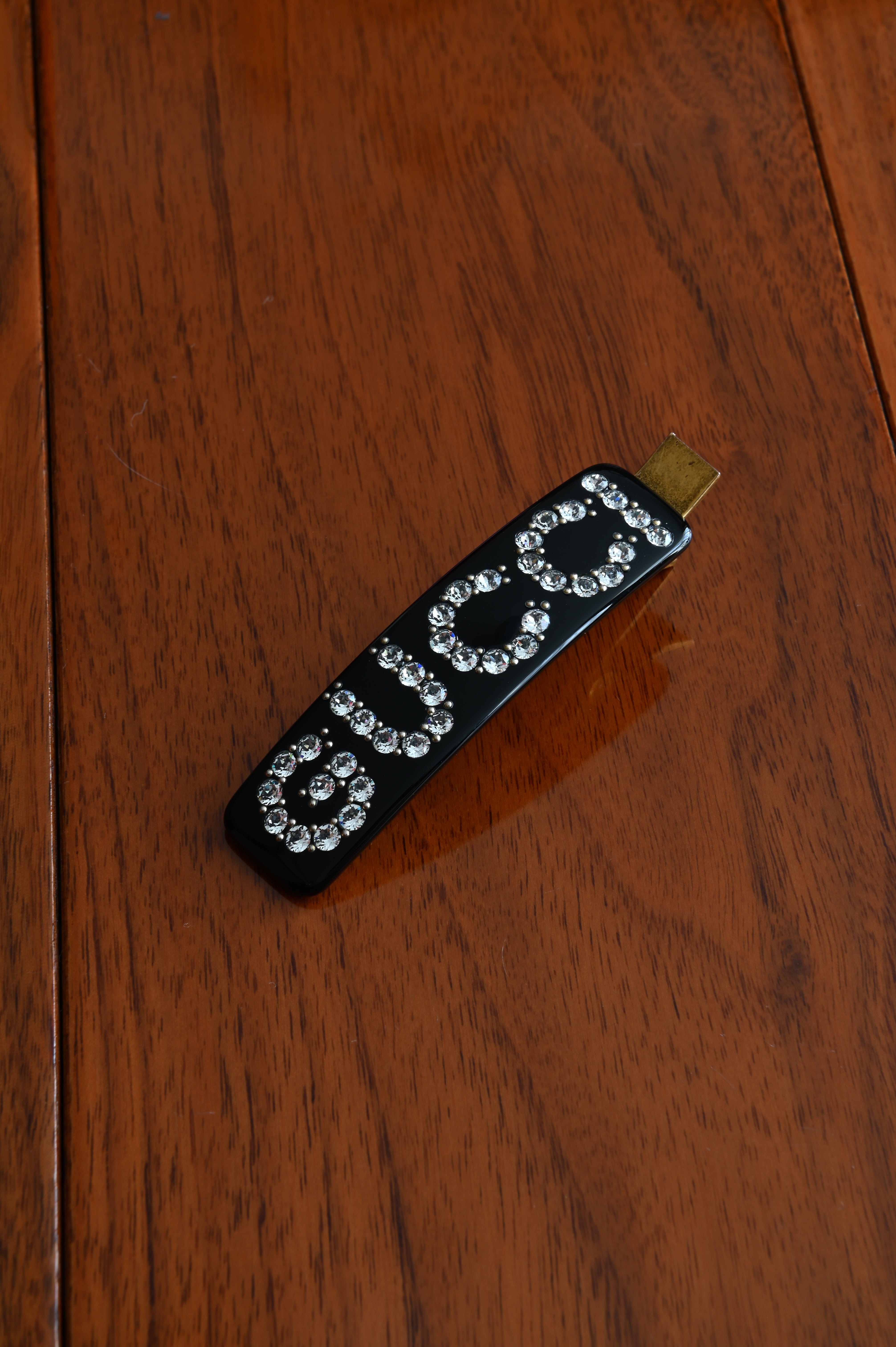 GUCCI Rhinestone Hair Clip Resin front