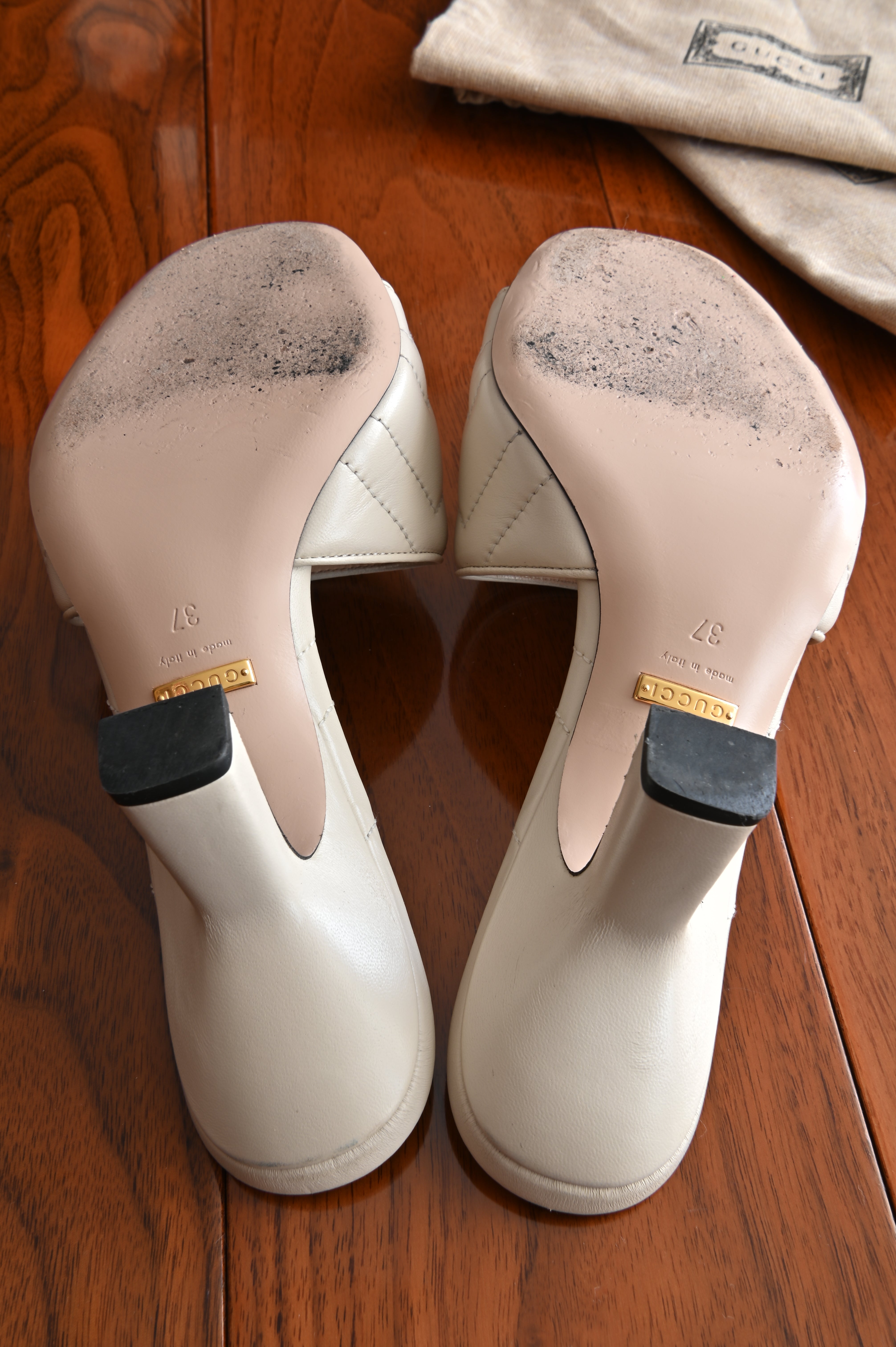 Gucci GG Marmont Sandals in Ivory white bottom