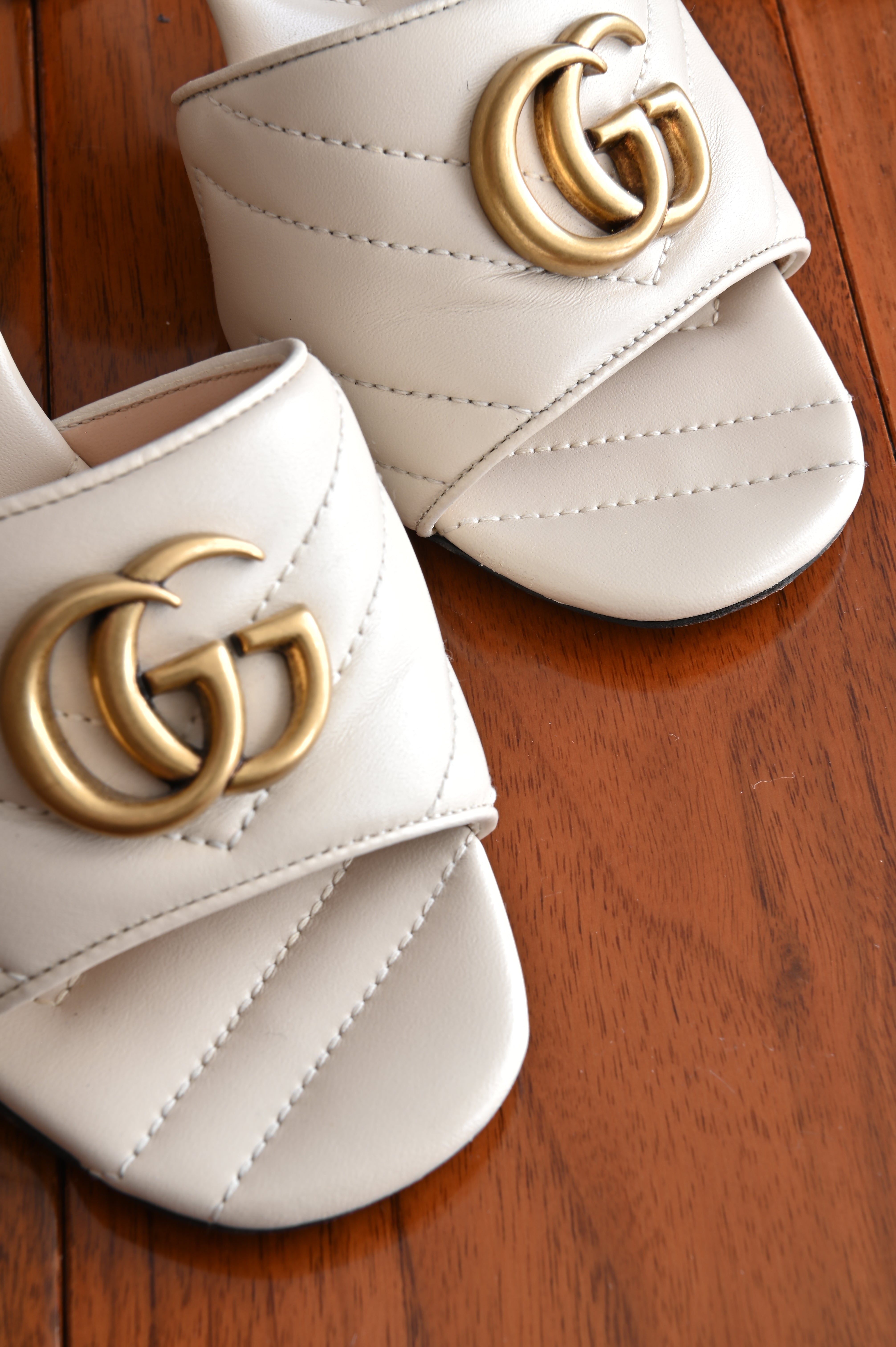 Gucci GG Marmont Sandals in Ivory white logo