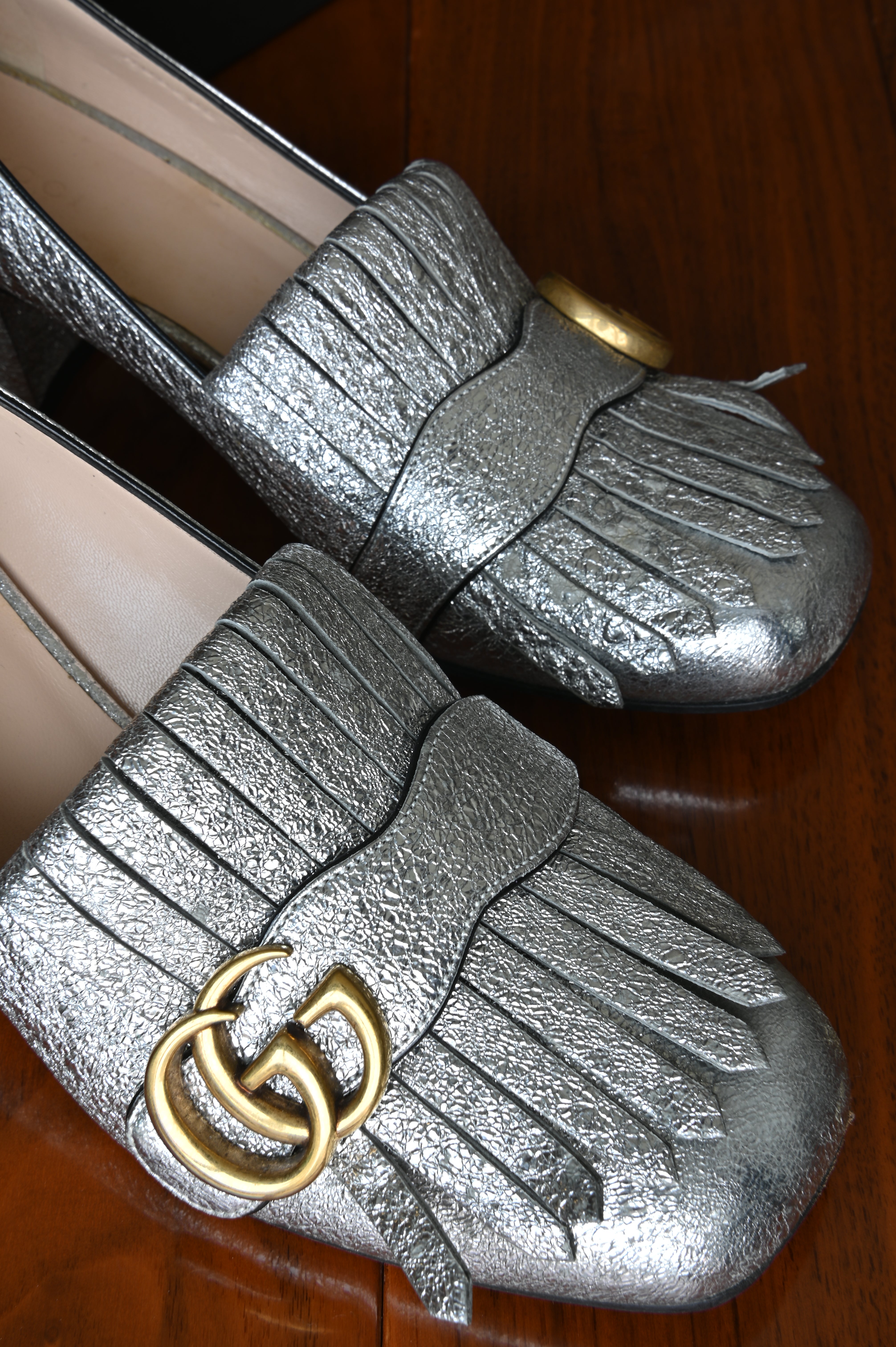 Gucci GG Silver Marmont Fringe Pumps front