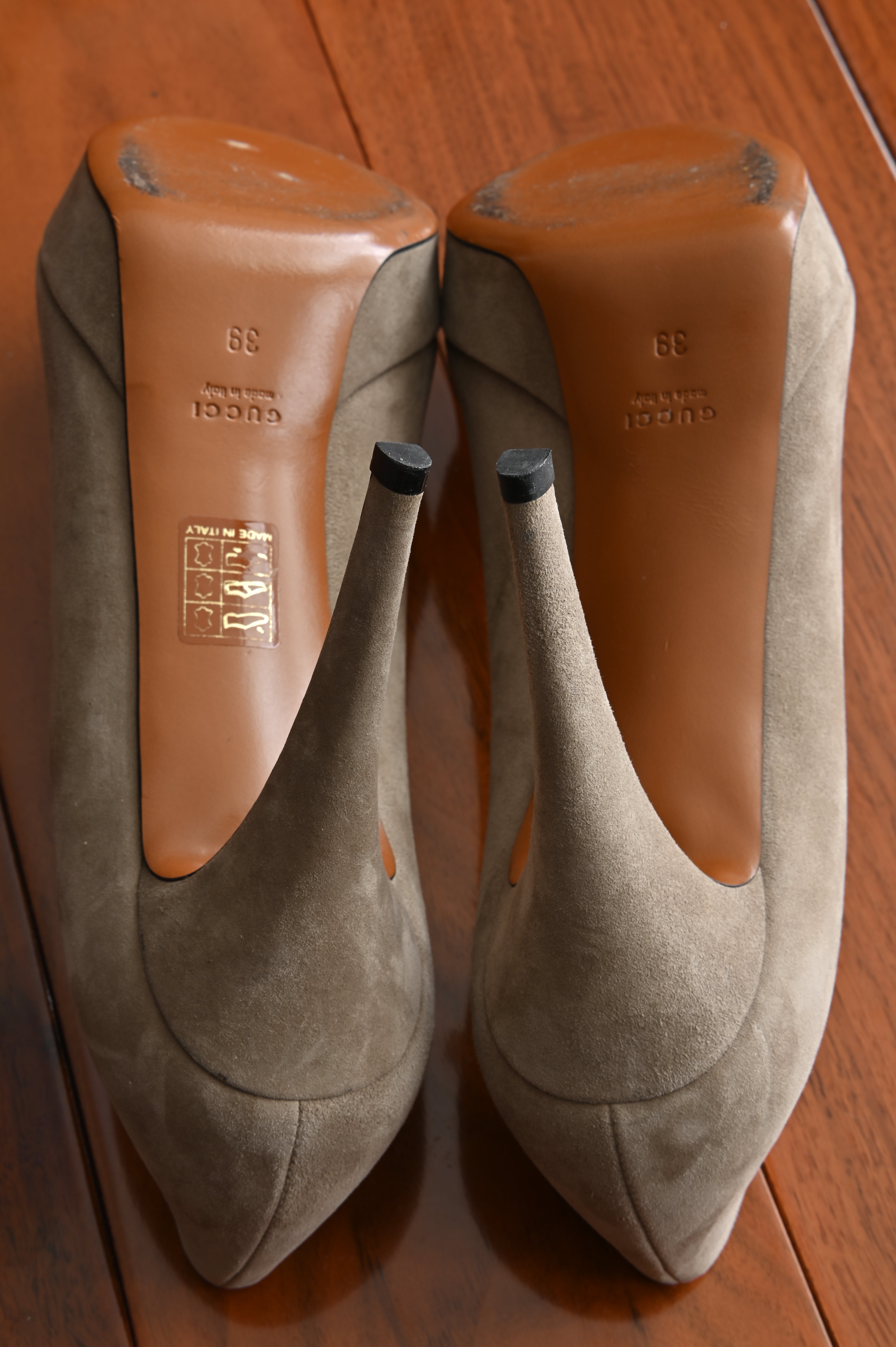 Gucci High heels Suede Pumps