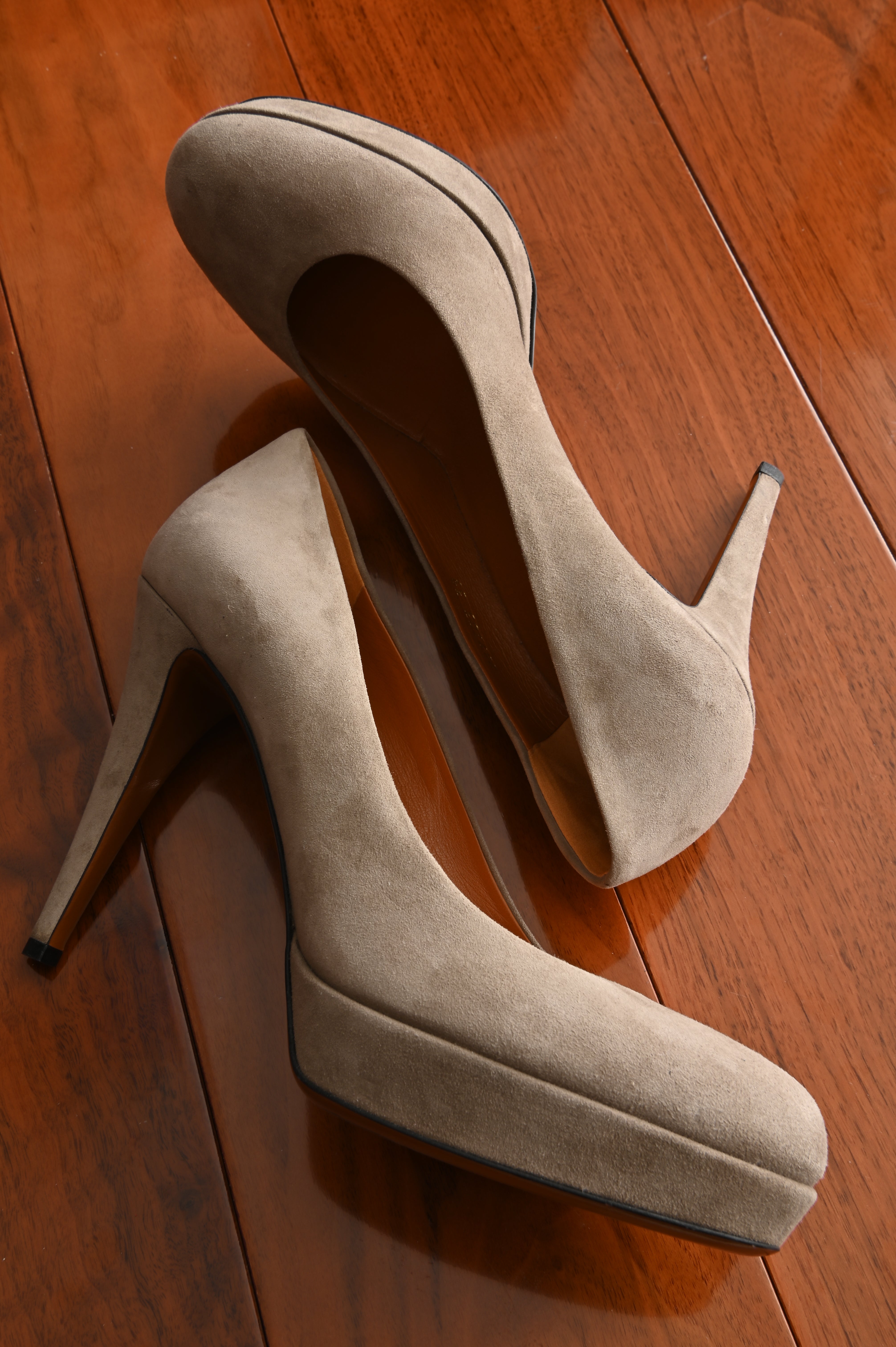 Gucci High heels Suede Pumps