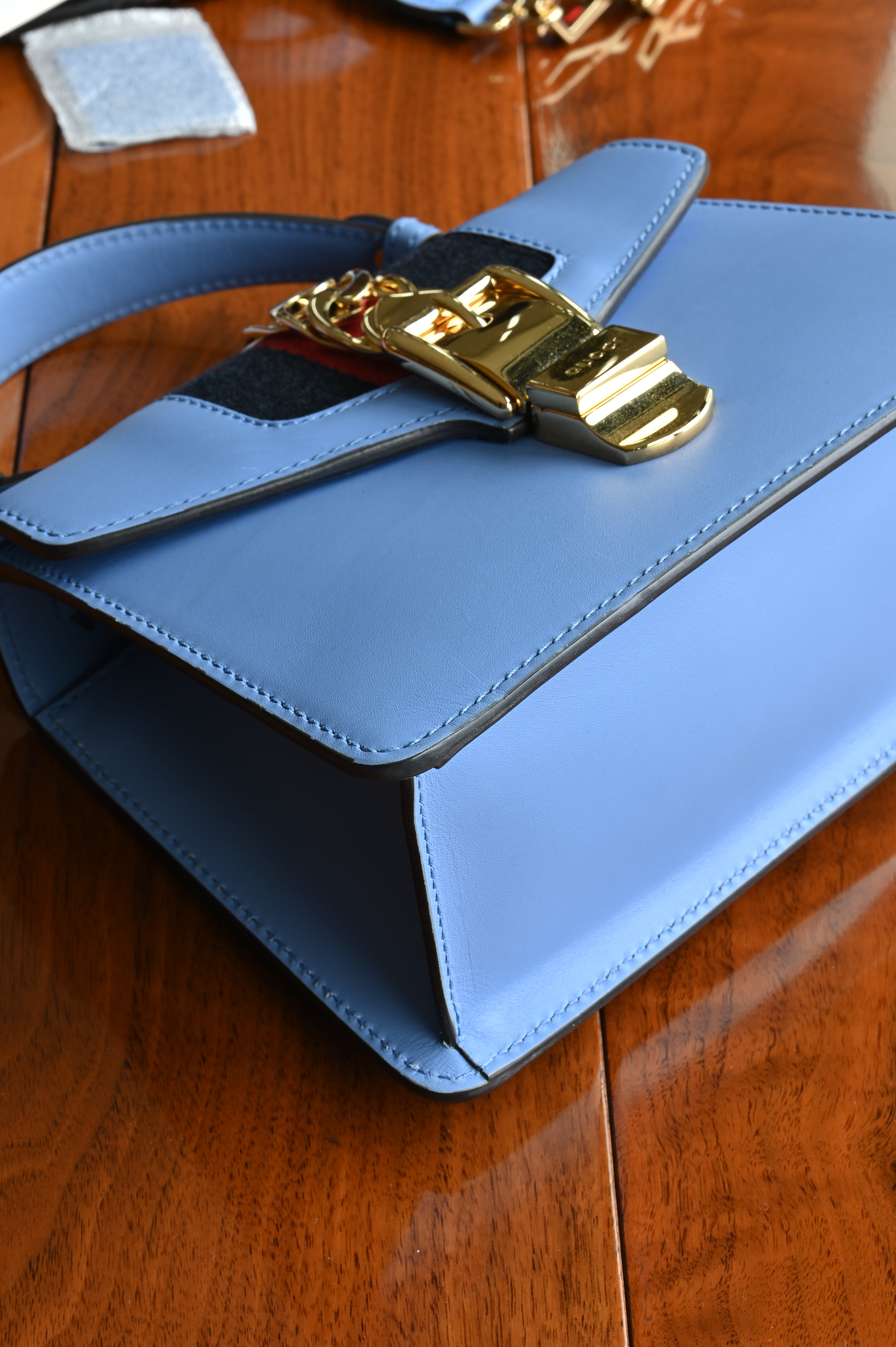 Gucci Light Blue Sylvie Bag corner
