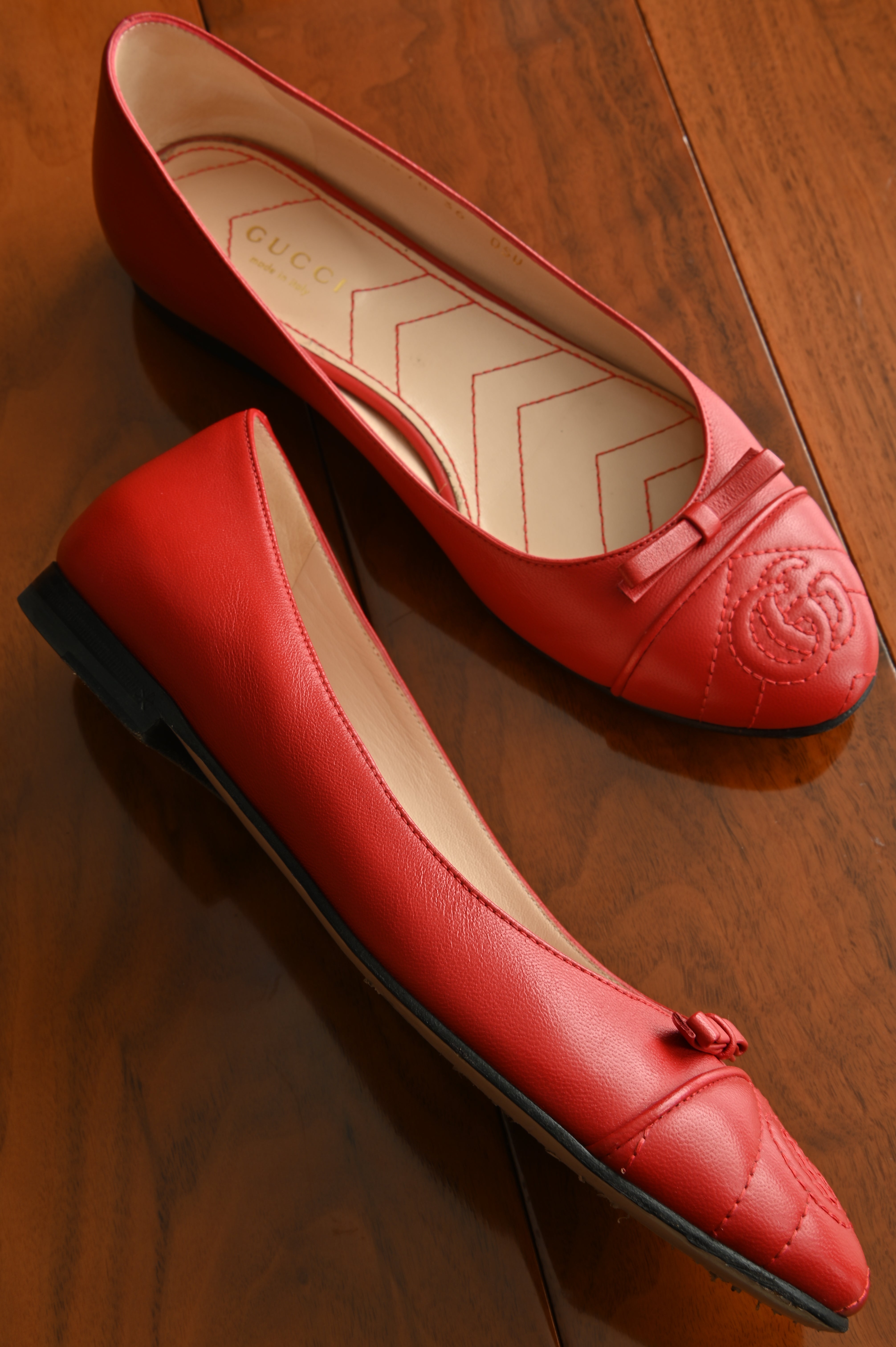 Gucci Marmont Ballerina Flats right