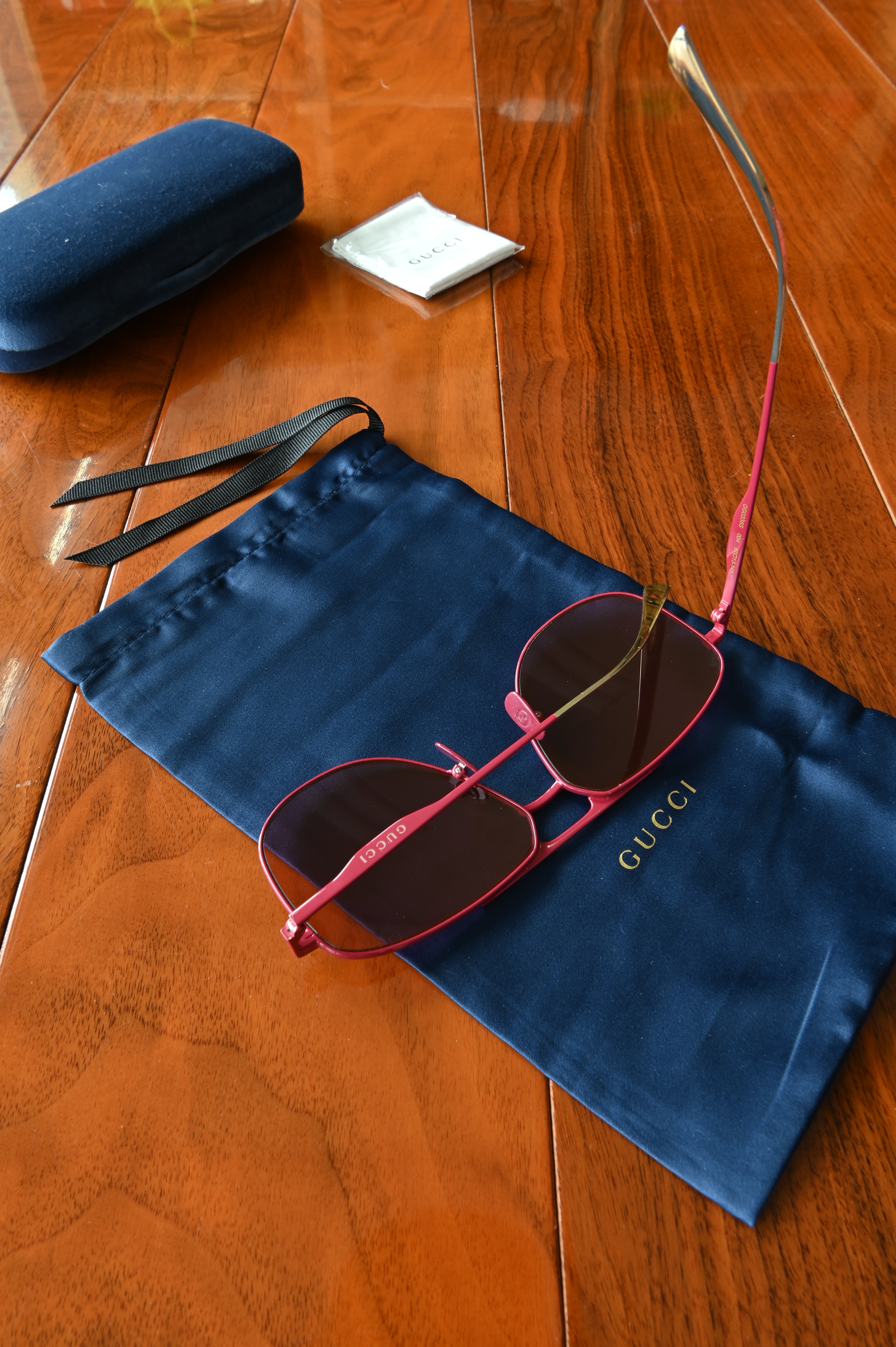 Gucci Pink Metal Aviator Sunglasses left arm