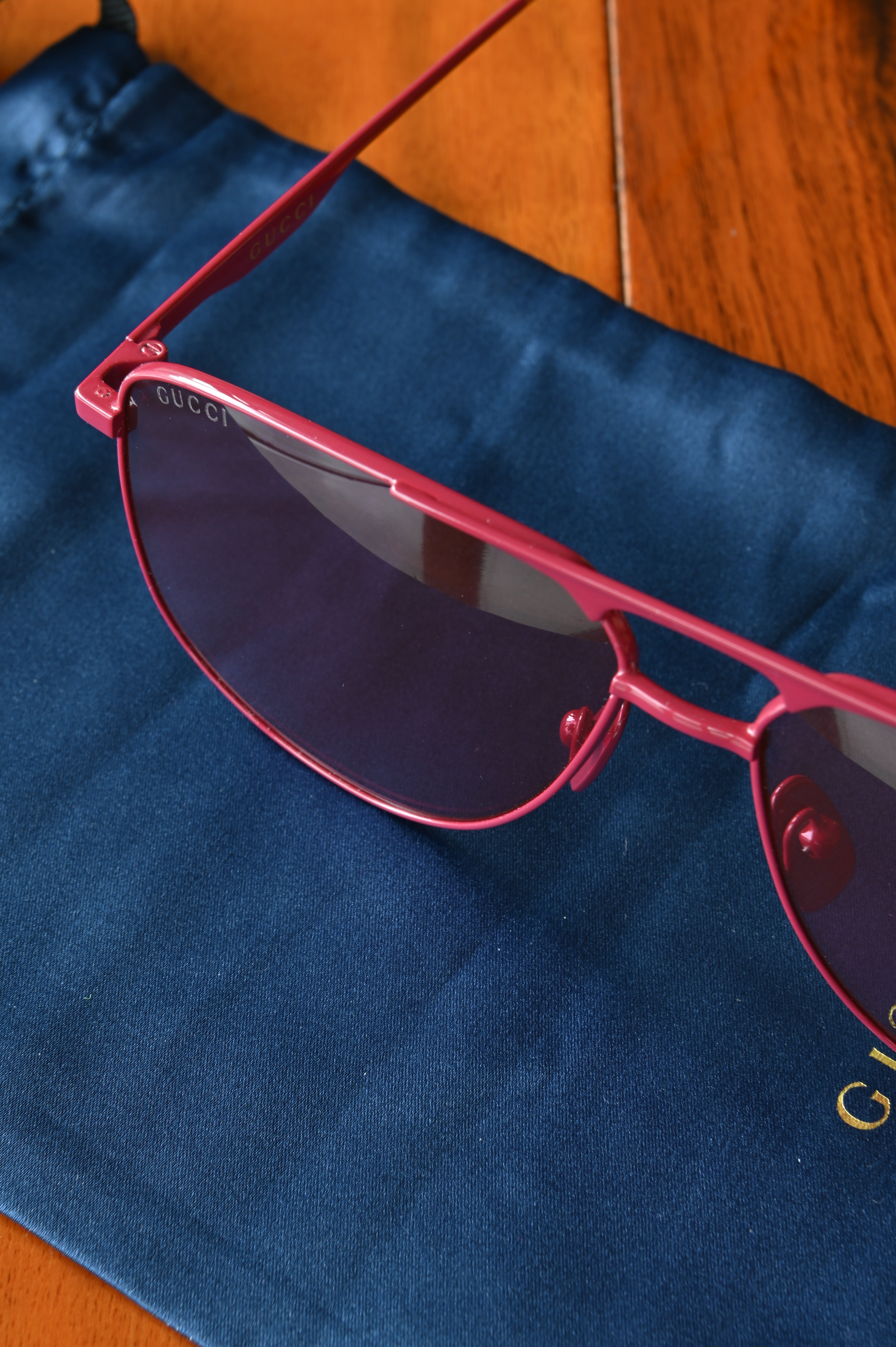 Gucci Pink Metal Aviator Sunglasses logo